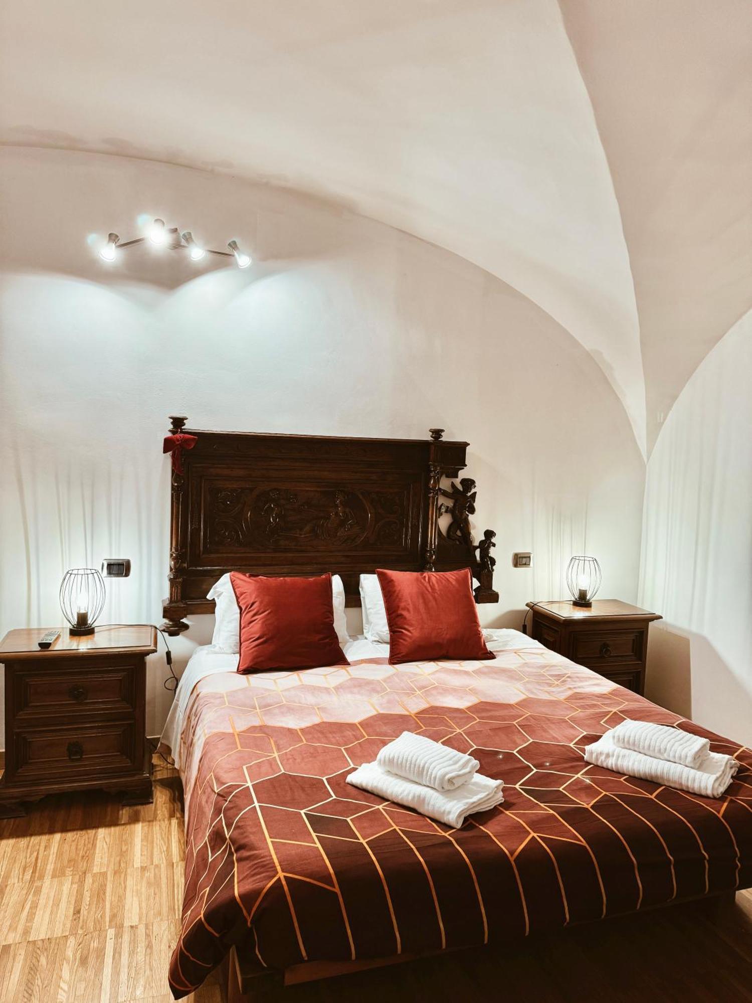Residenza Tritone Luxury Trevi Fountain Guest house *