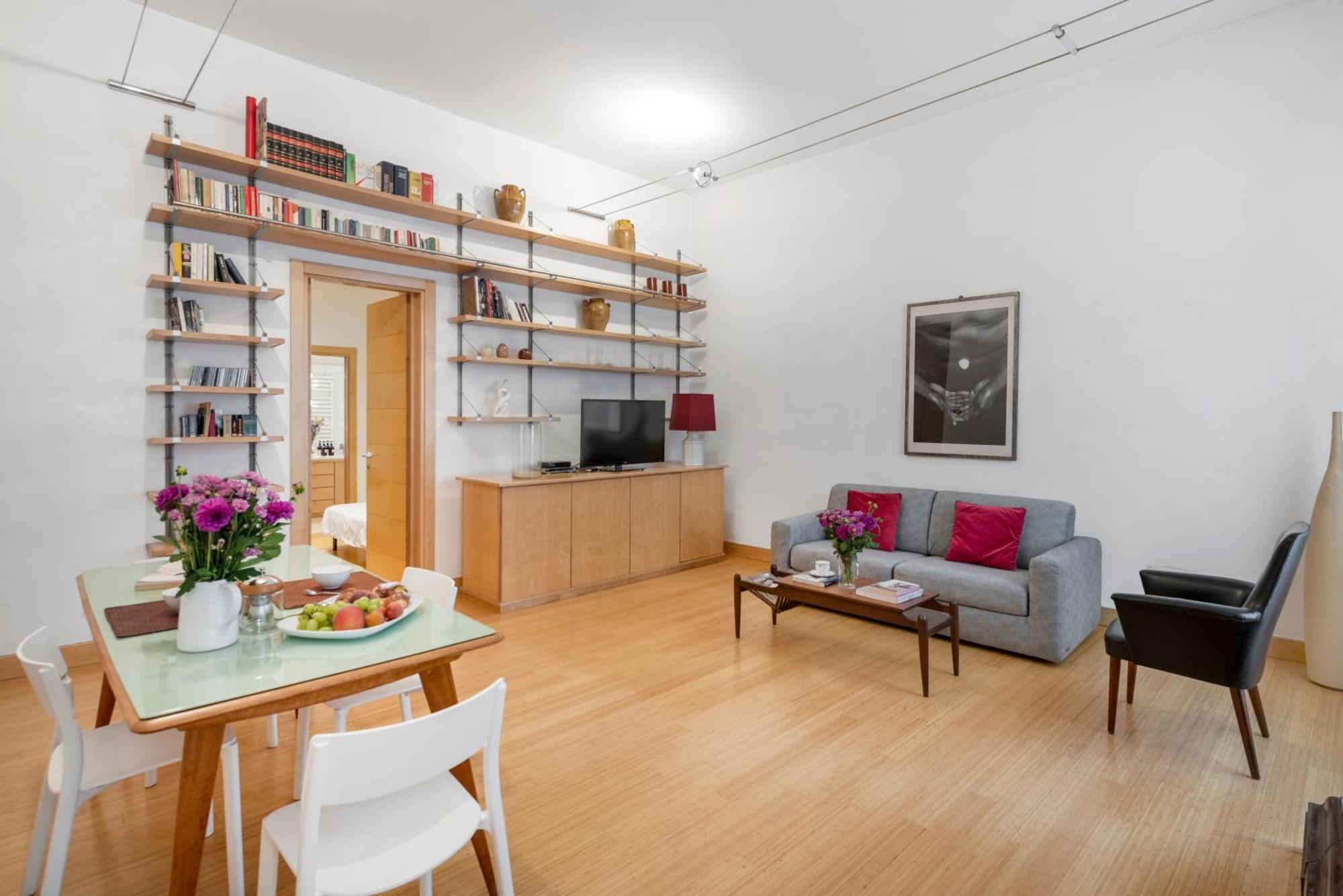 Apartment Beige Luxury Rome