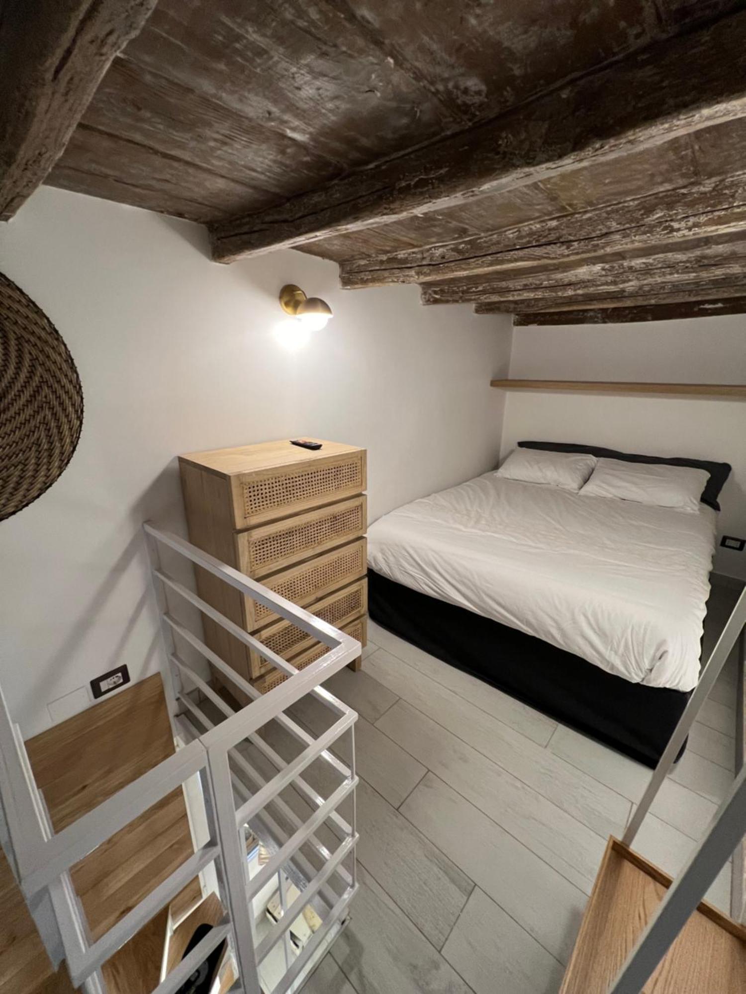 Apartment Loft A Piazza Di Spagna