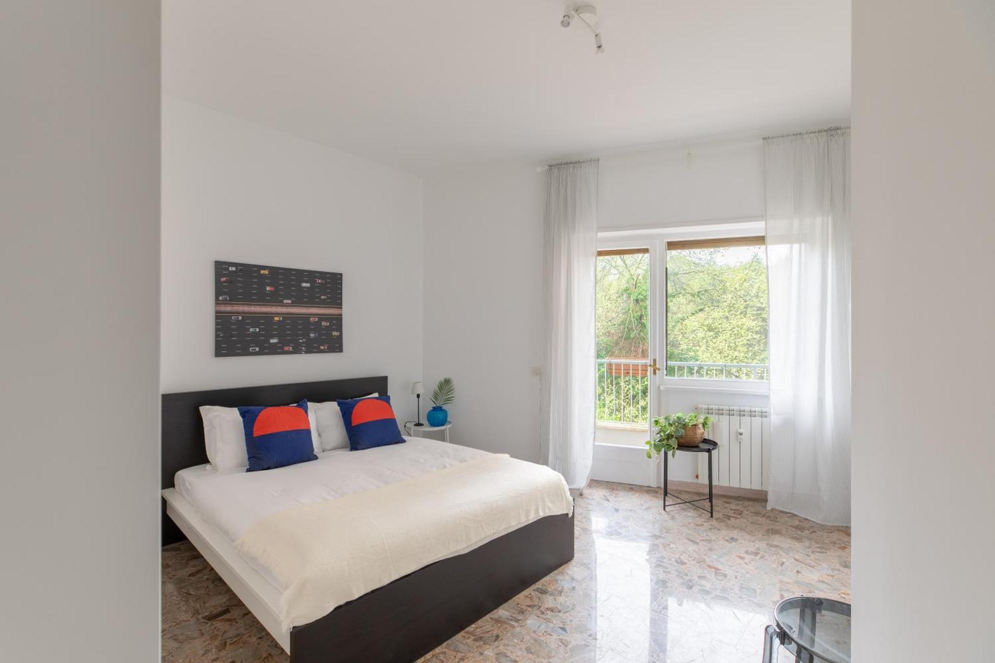 Apartment Iflat Spacious & Comfortable Near The Vatican