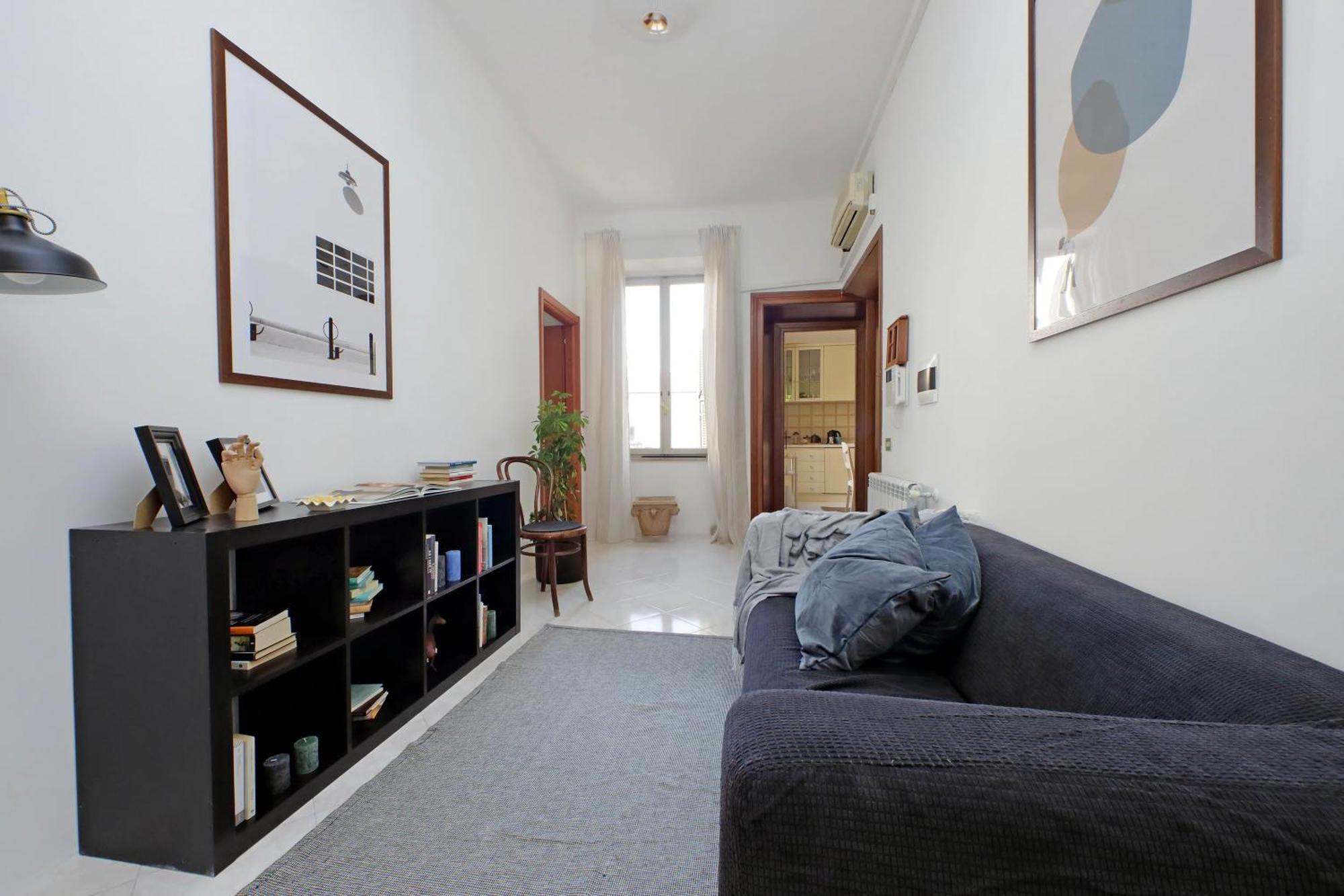 Giant Cola Di Rienzo Apartment Rome