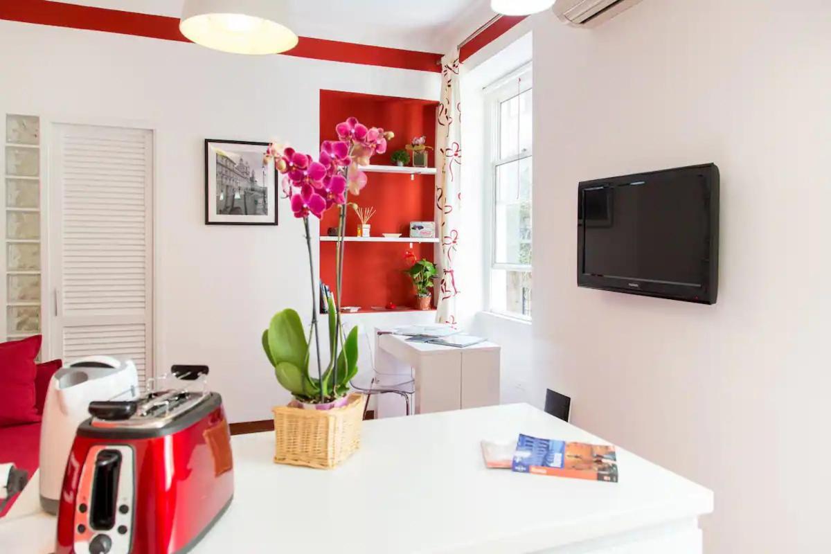 Apartment Perla - Cozy In Piazza Navona Rome