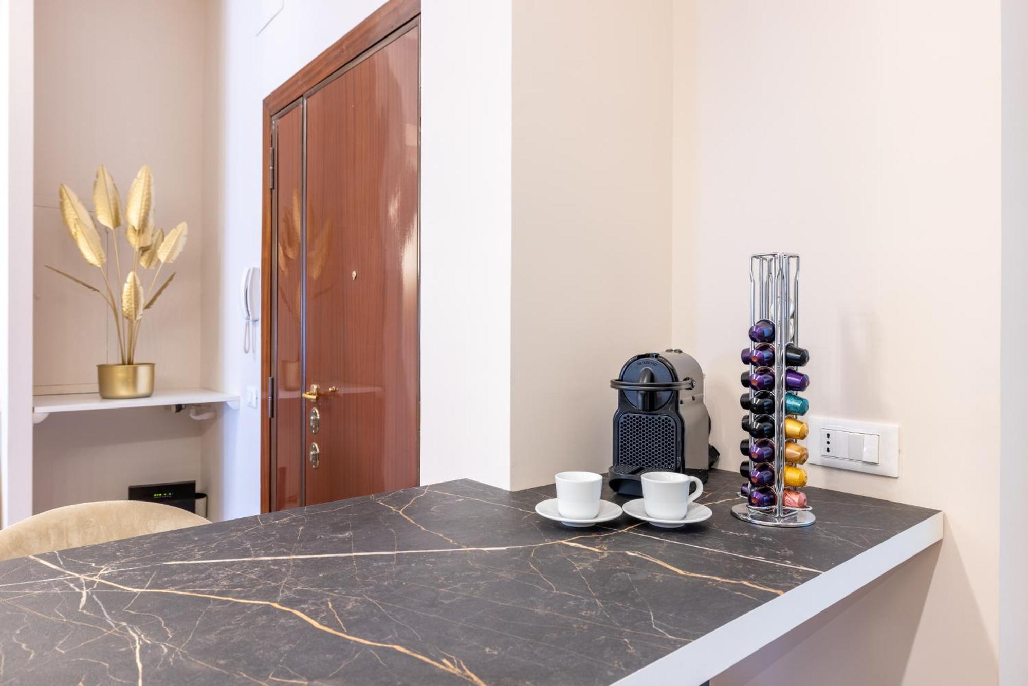 Holy Hideaway: 3bedrooms Near The Vatican Apartment Rome