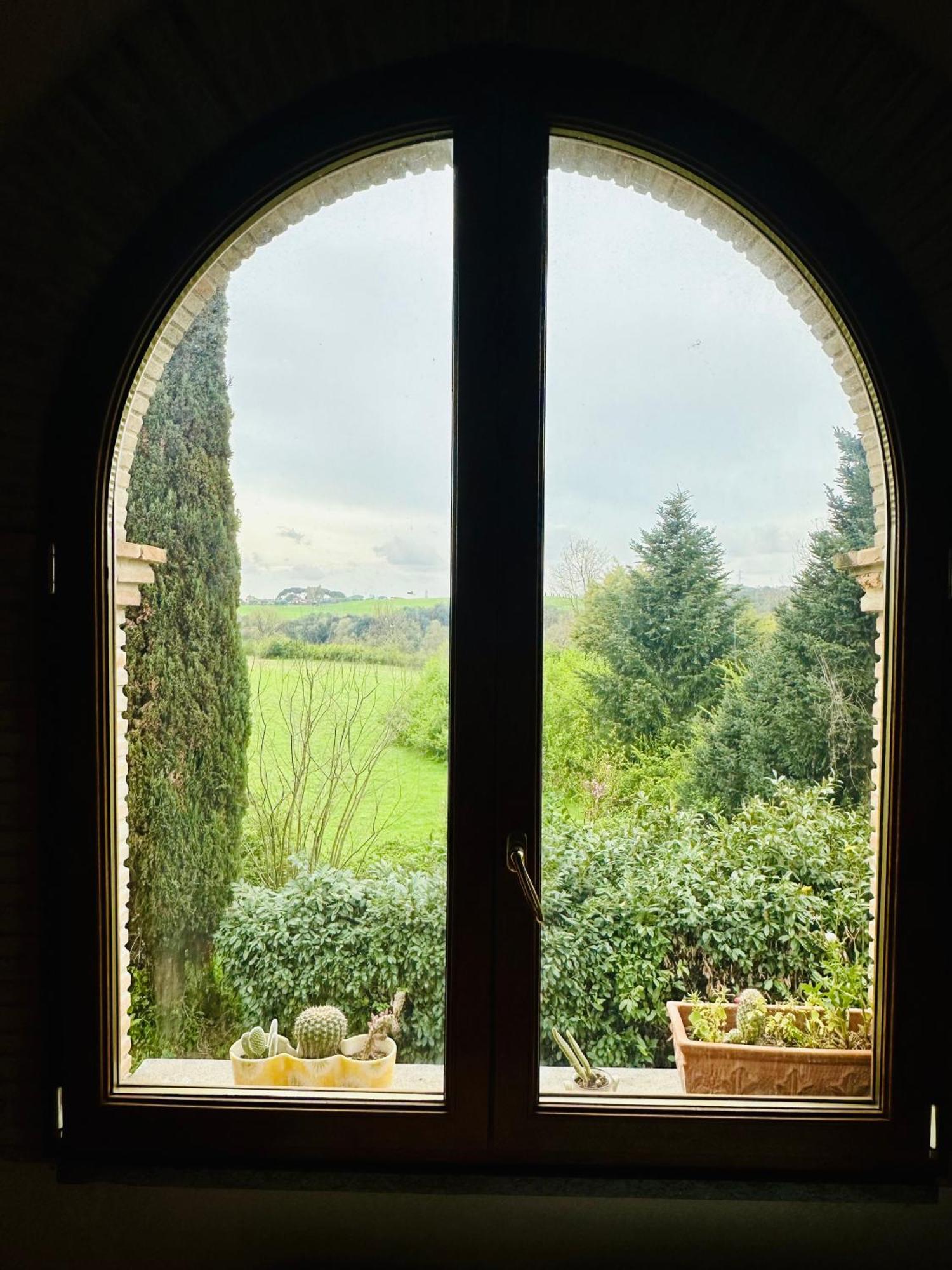 Love-room Rent- Country House