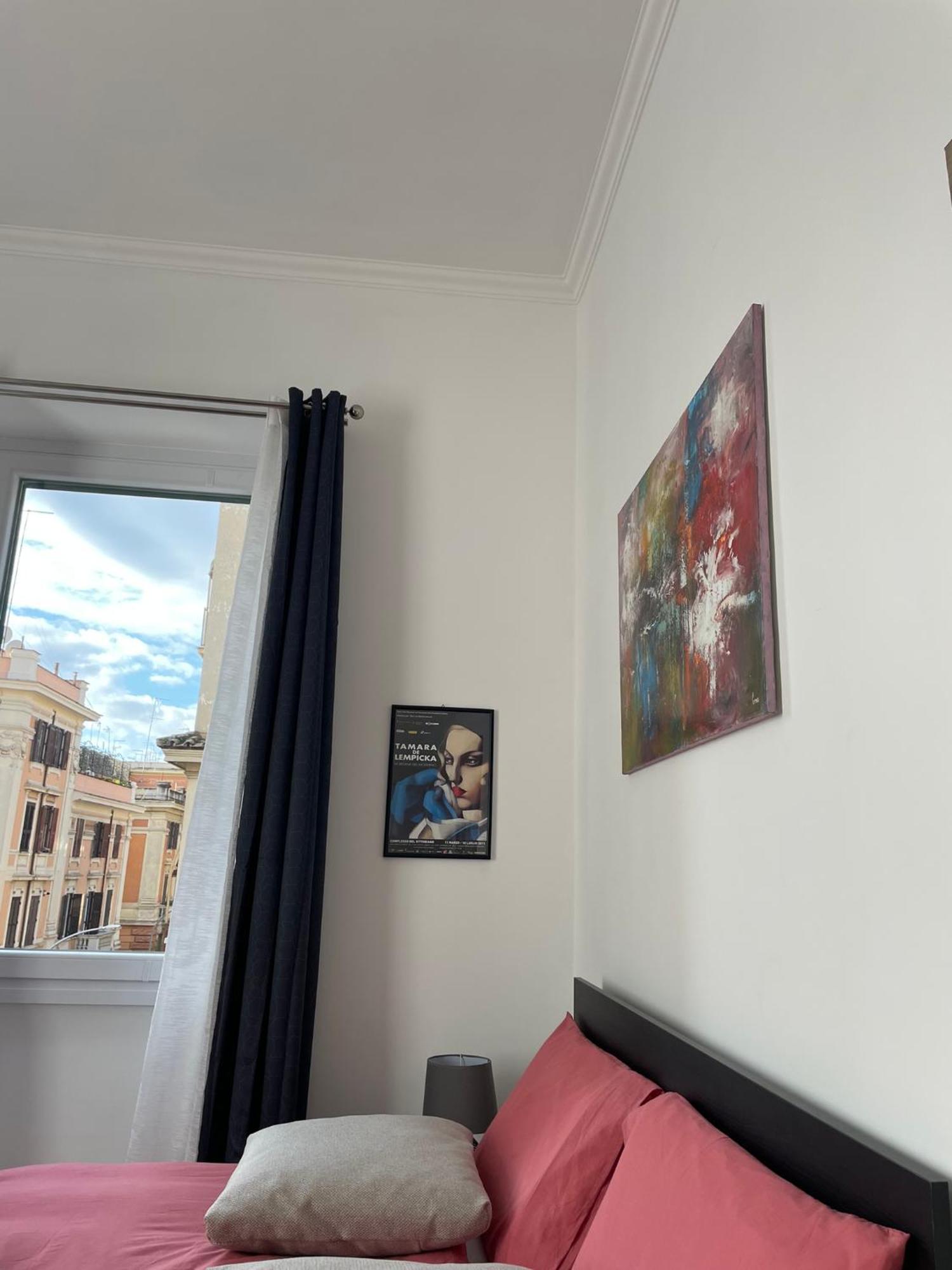 Honey's San Giovanni Apartment *
