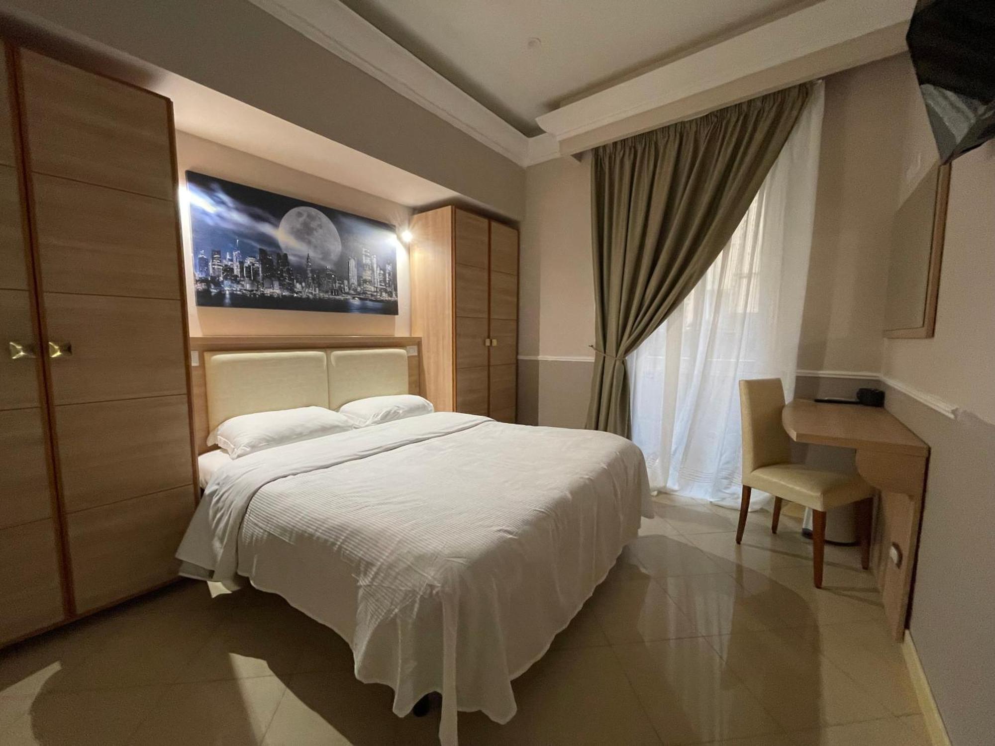Spqr Guest house