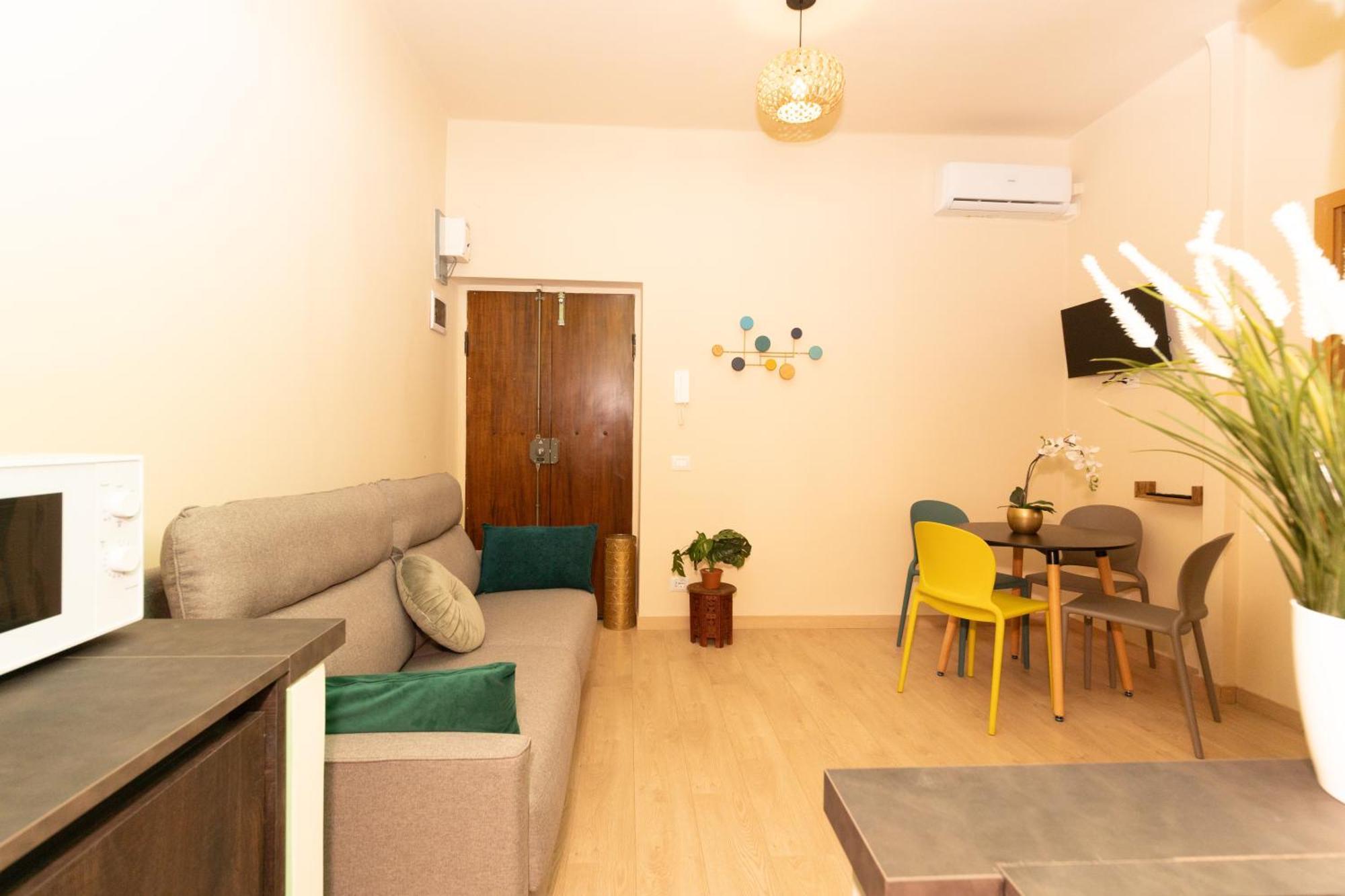 Apartment Happy Colours By Ghor *