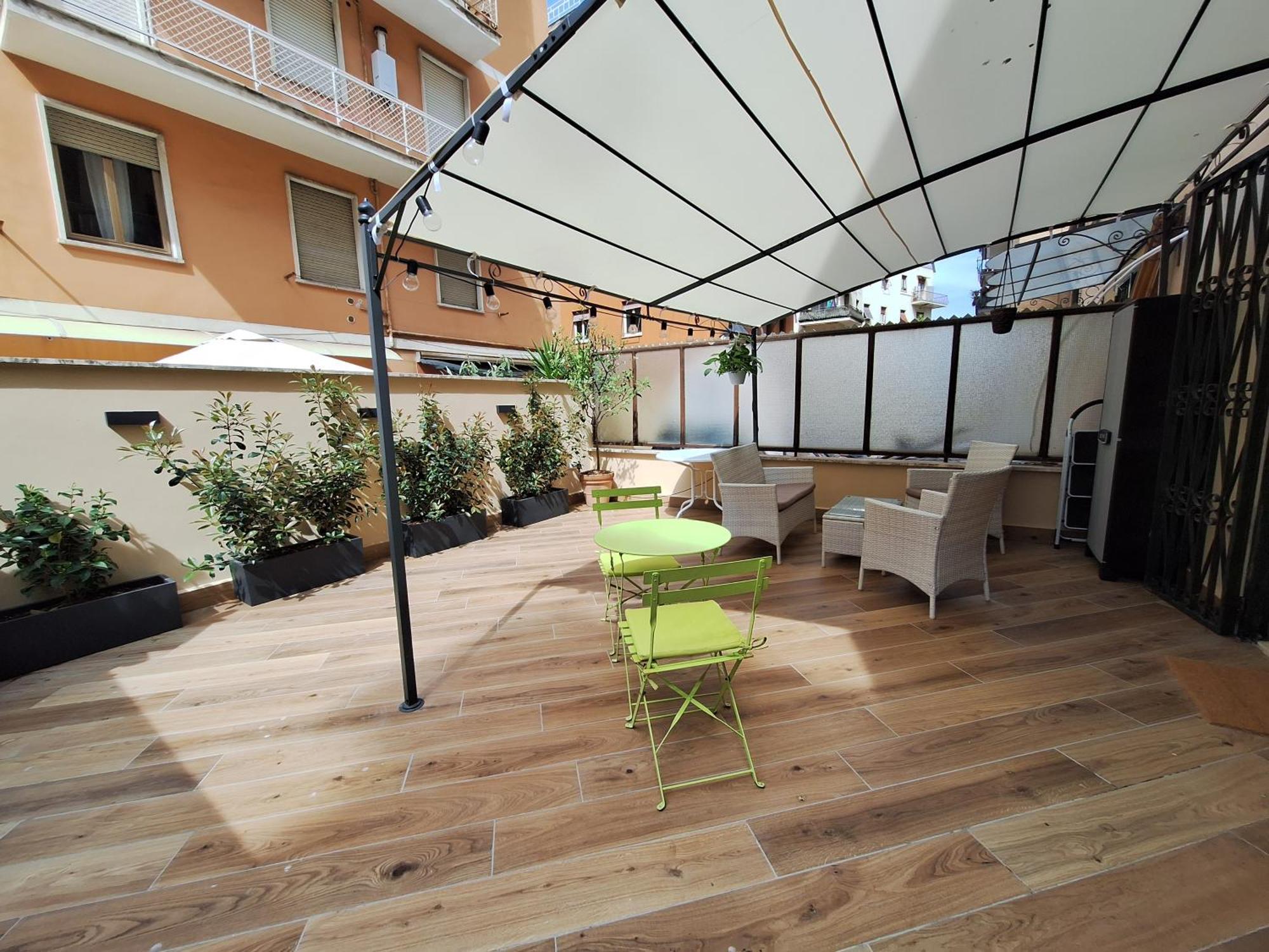Peaceful 2 Bedrooms With Patio, Near Metro A Appartement *