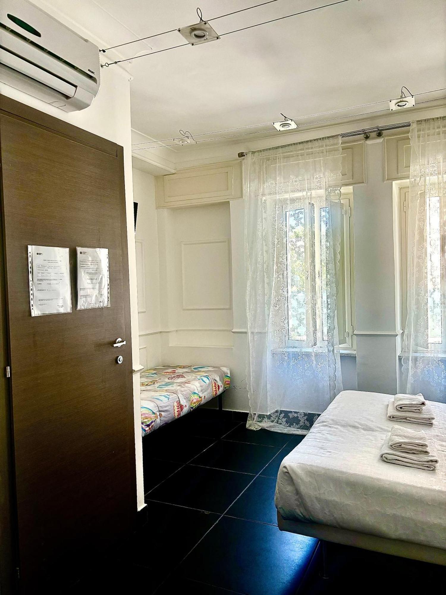 Albergue Palace