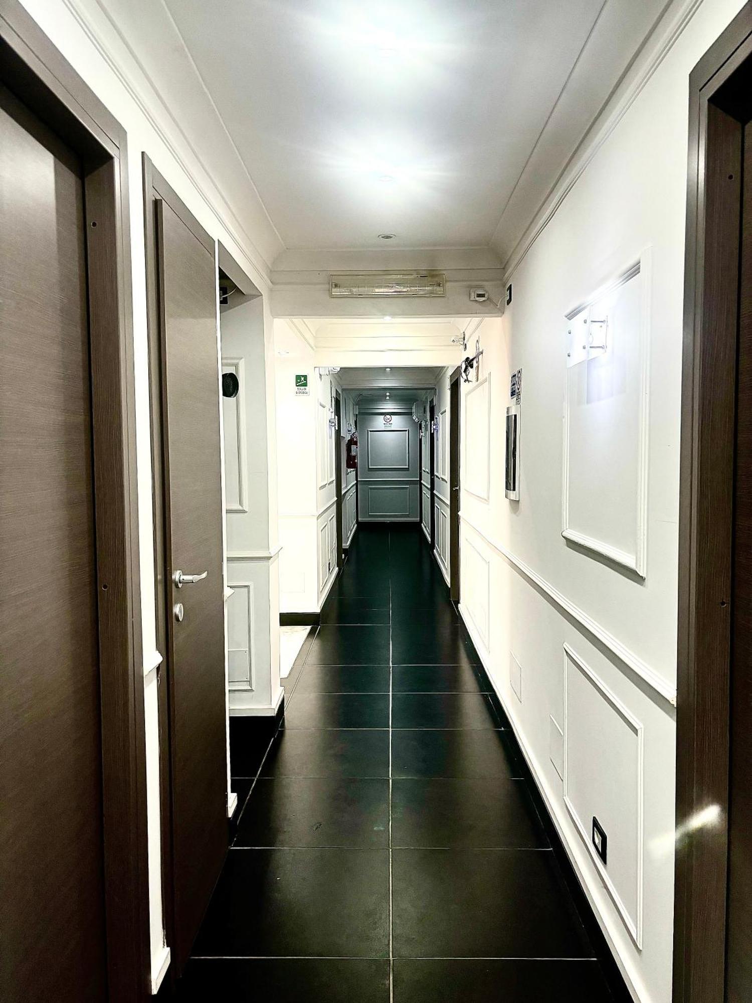 Albergue Palace *