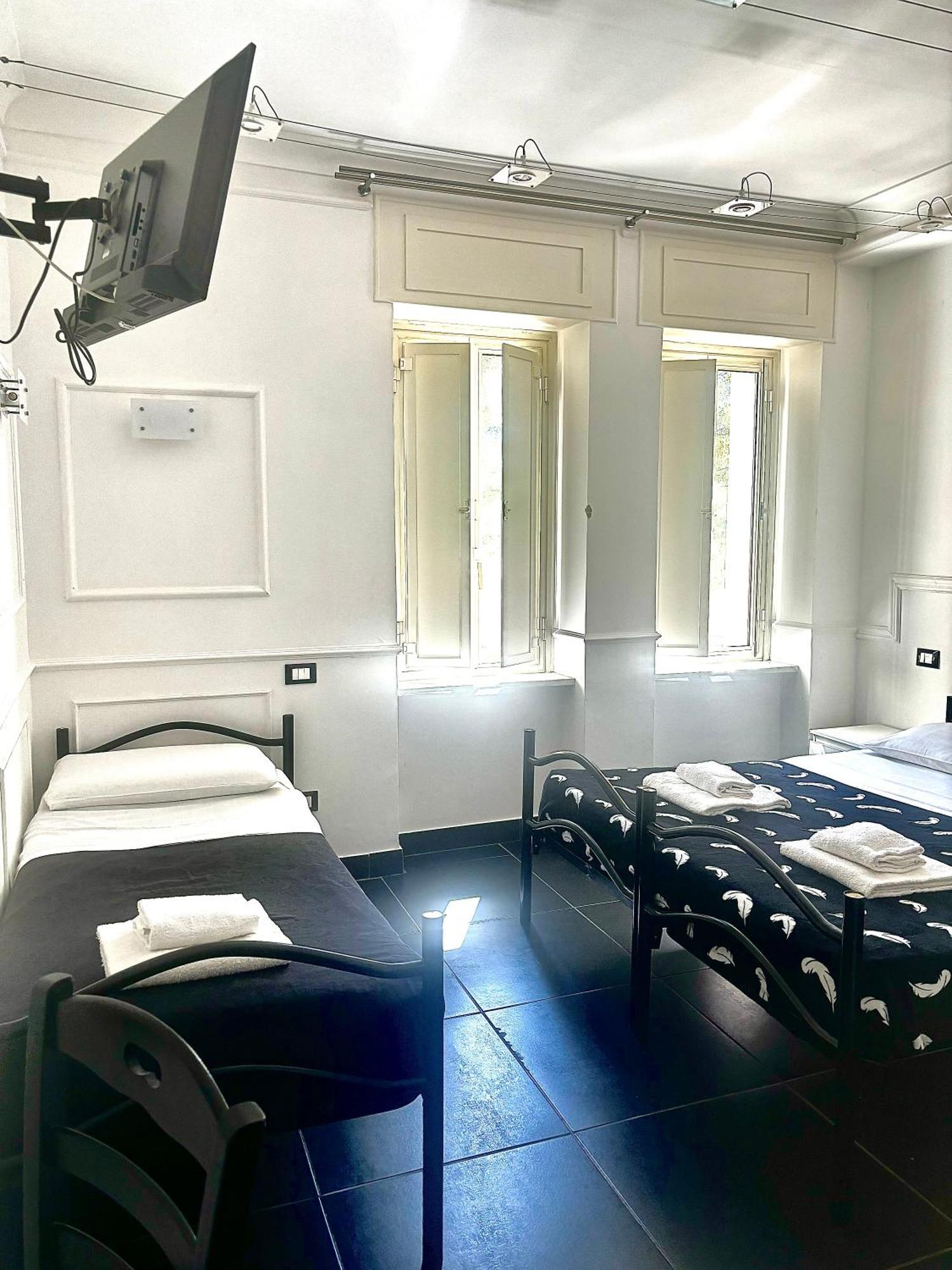 Palace Albergue Roma