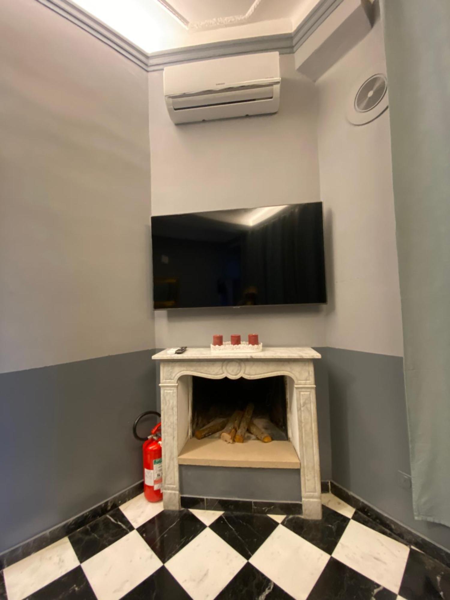 Apartment Esposizione Roof Rome