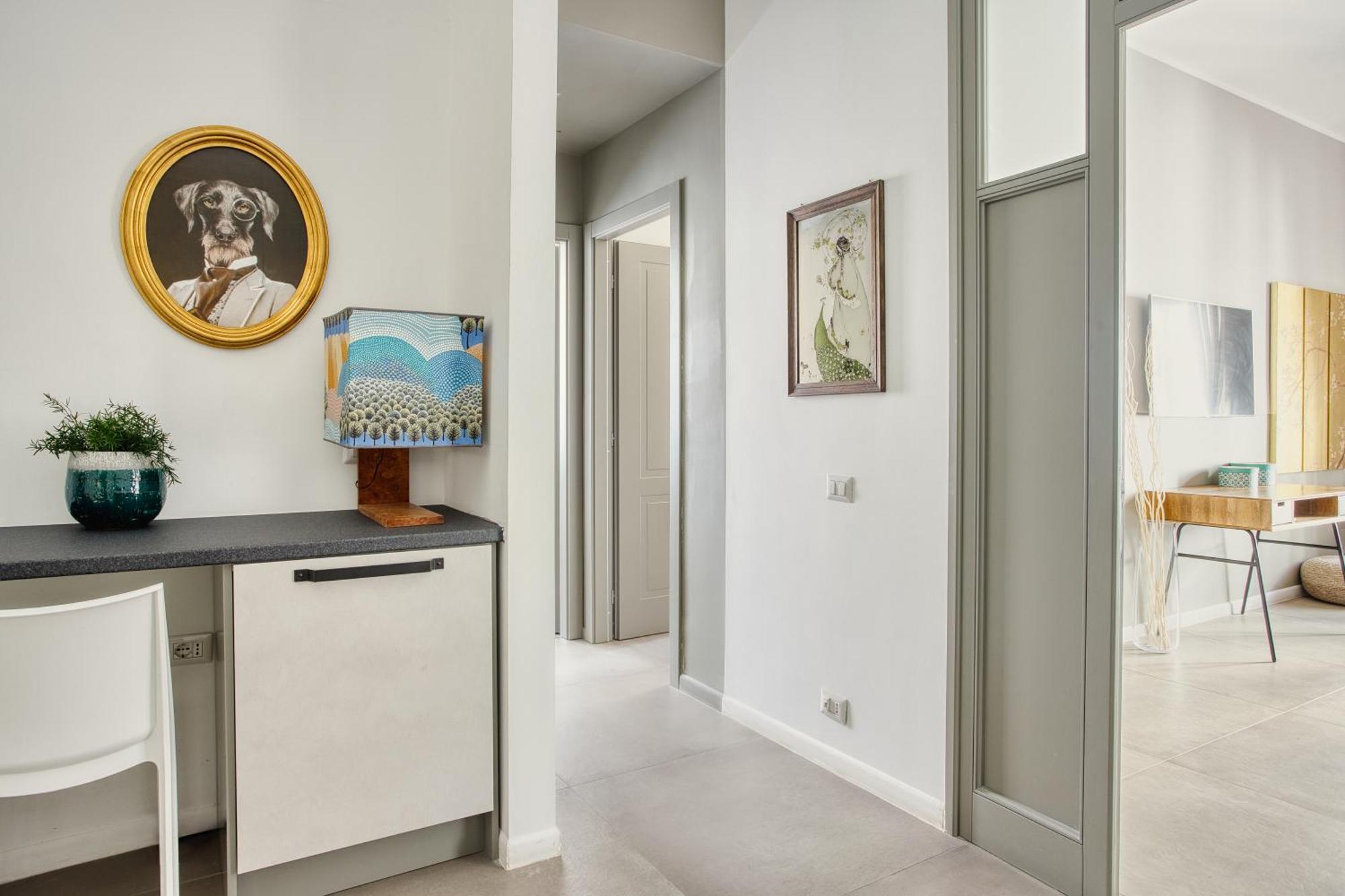Clausim Domus: New Brightful Flat Next To The Vatican *