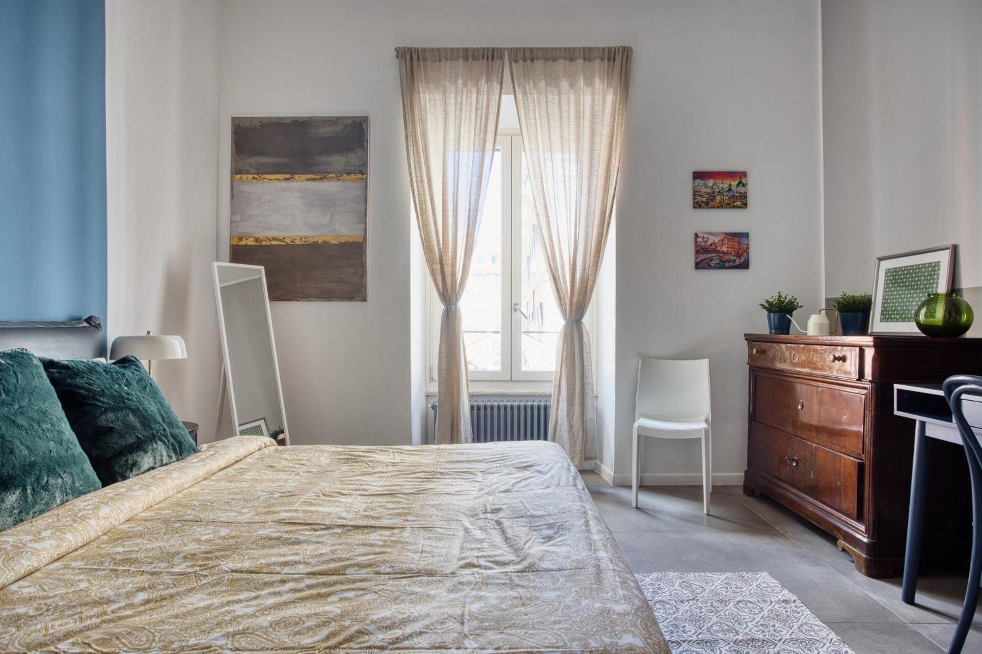 Clausim Domus: New Brightful Flat Next To The Vatican *