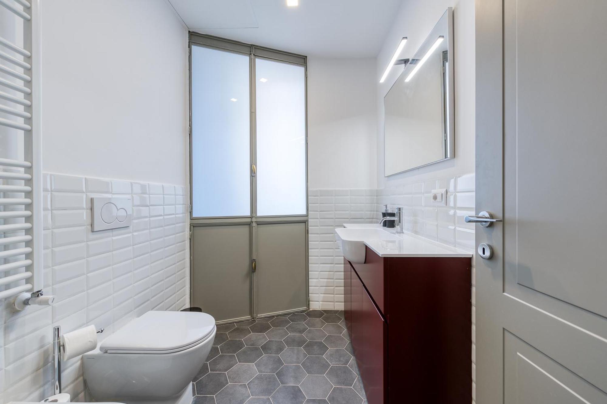 Clausim Domus: New Brightful Flat Next To The Vatican Appartement *