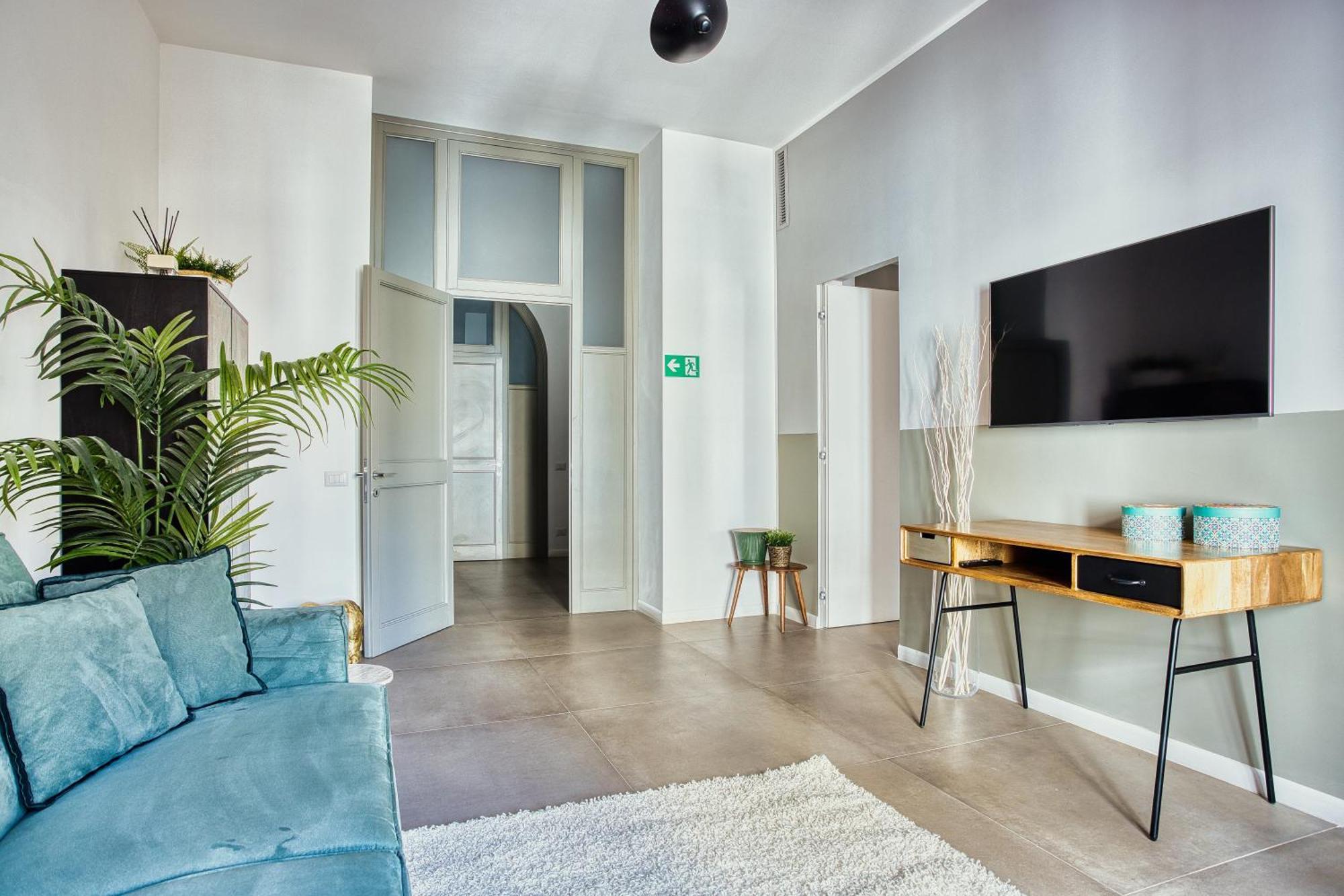 Clausim Domus: New Brightful Flat Next To The Vatican Appartement