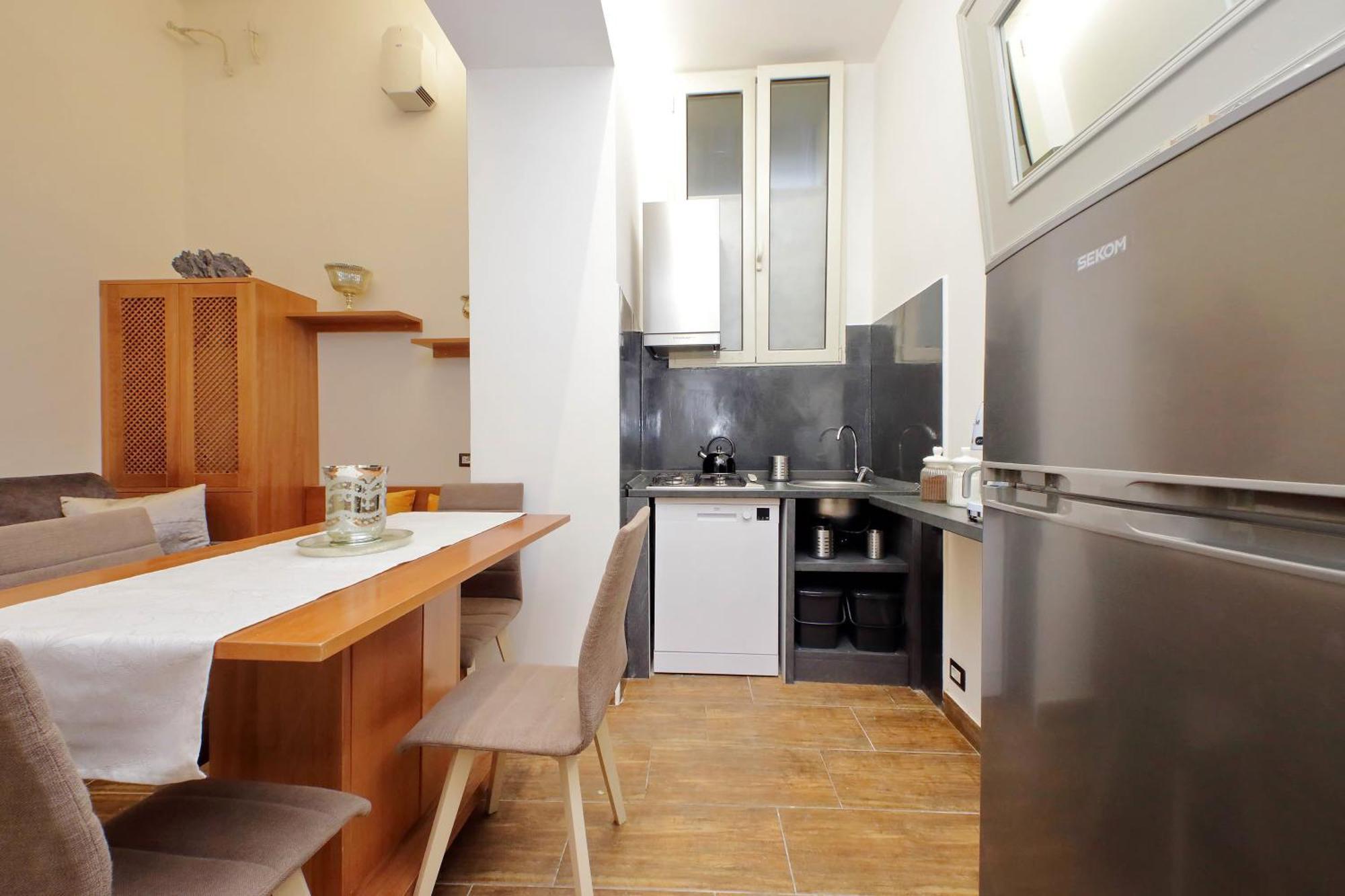 Elegant And New 3 Bedrooms Near S. Peter! Apartment Rome
