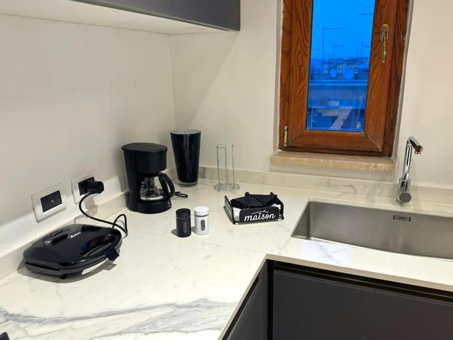 10 Min To Center Luxury Panoramic Penthouse Rome