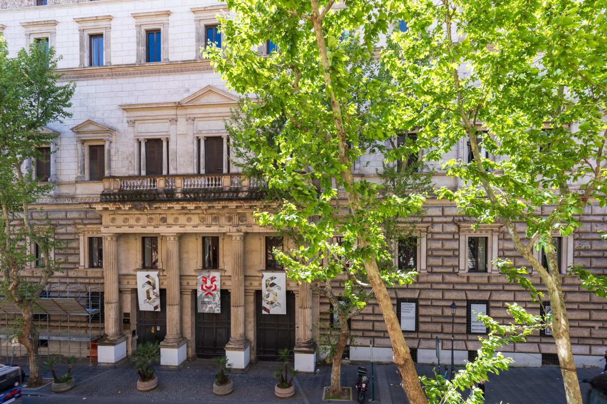 The 38 L Homkeey Luxury I Colosseum Apartment Rome