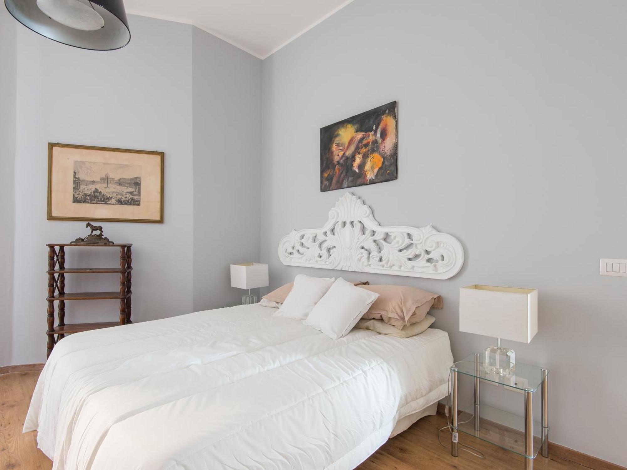 Auditorium Luxury Apartment
