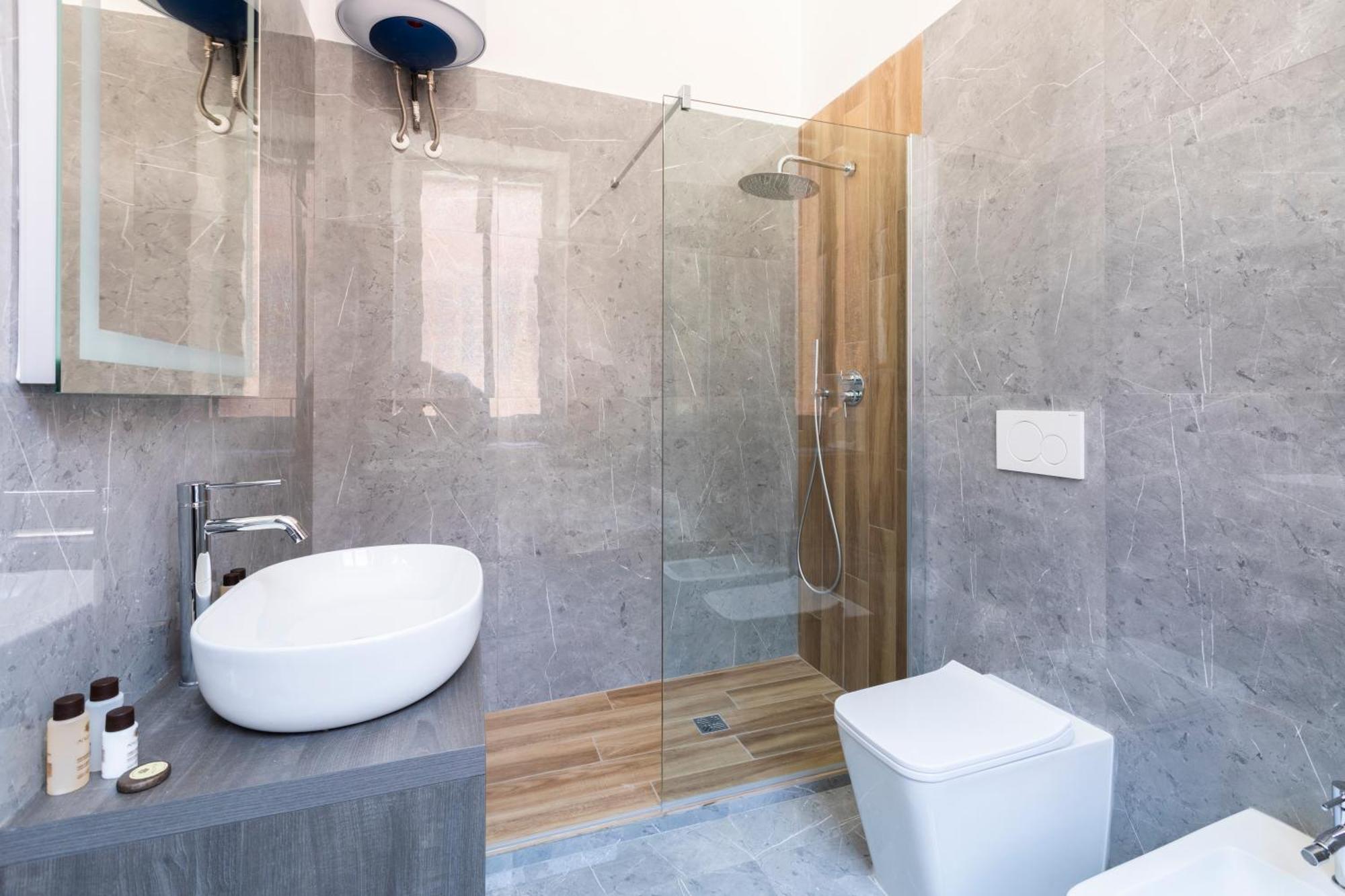Louly Spanish Steps Aparthotel *