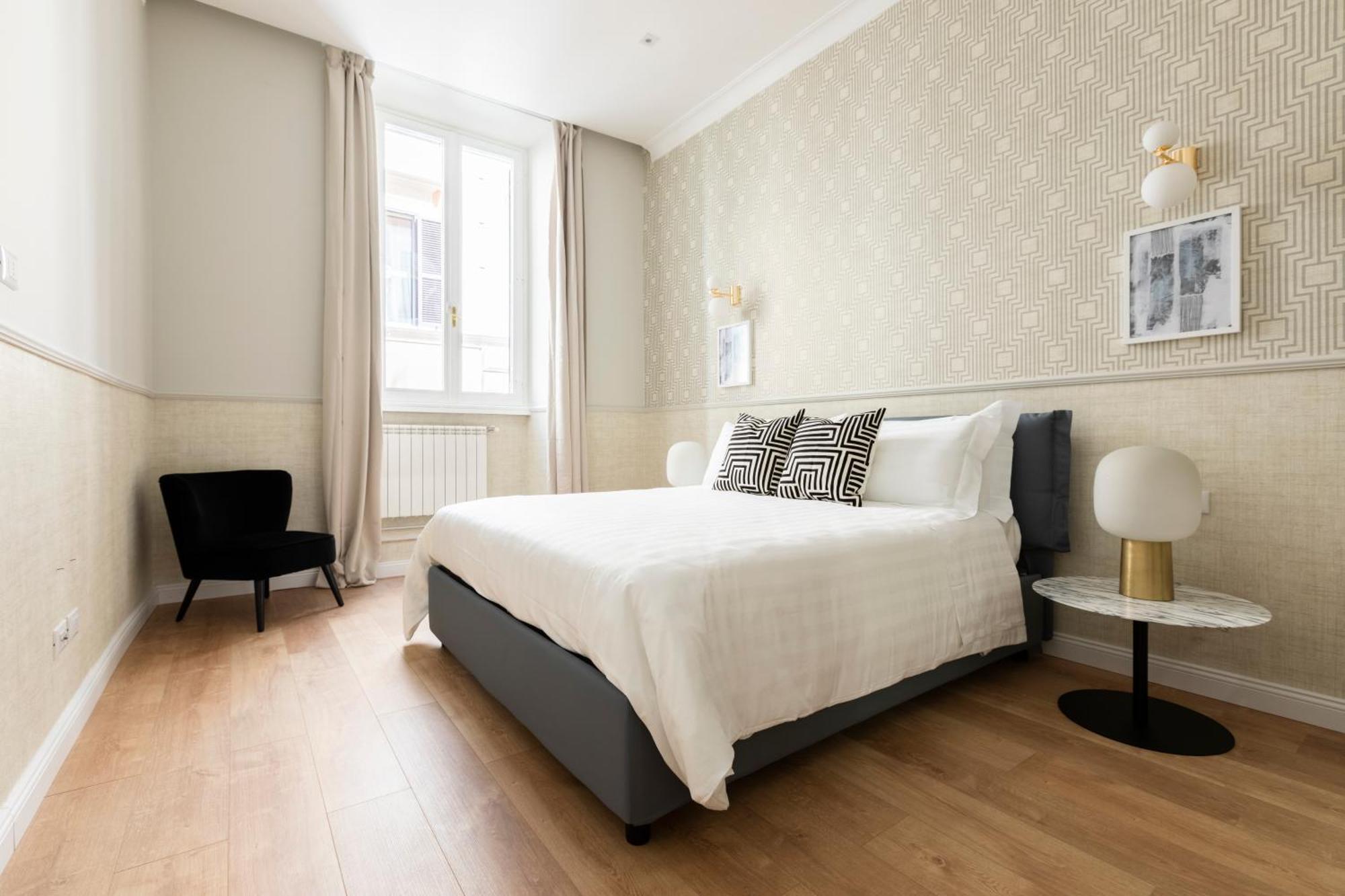 Louly Spanish Steps Aparthotel