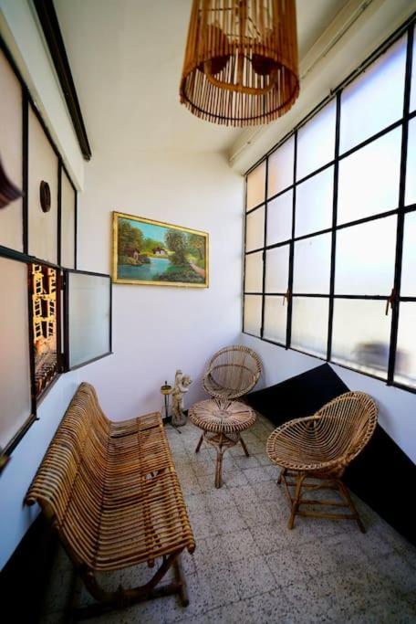 Appartement Nine Stops From The Colosseum Rome