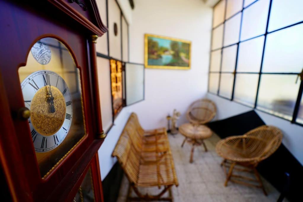 Appartement Nine Stops From The Colosseum Rome