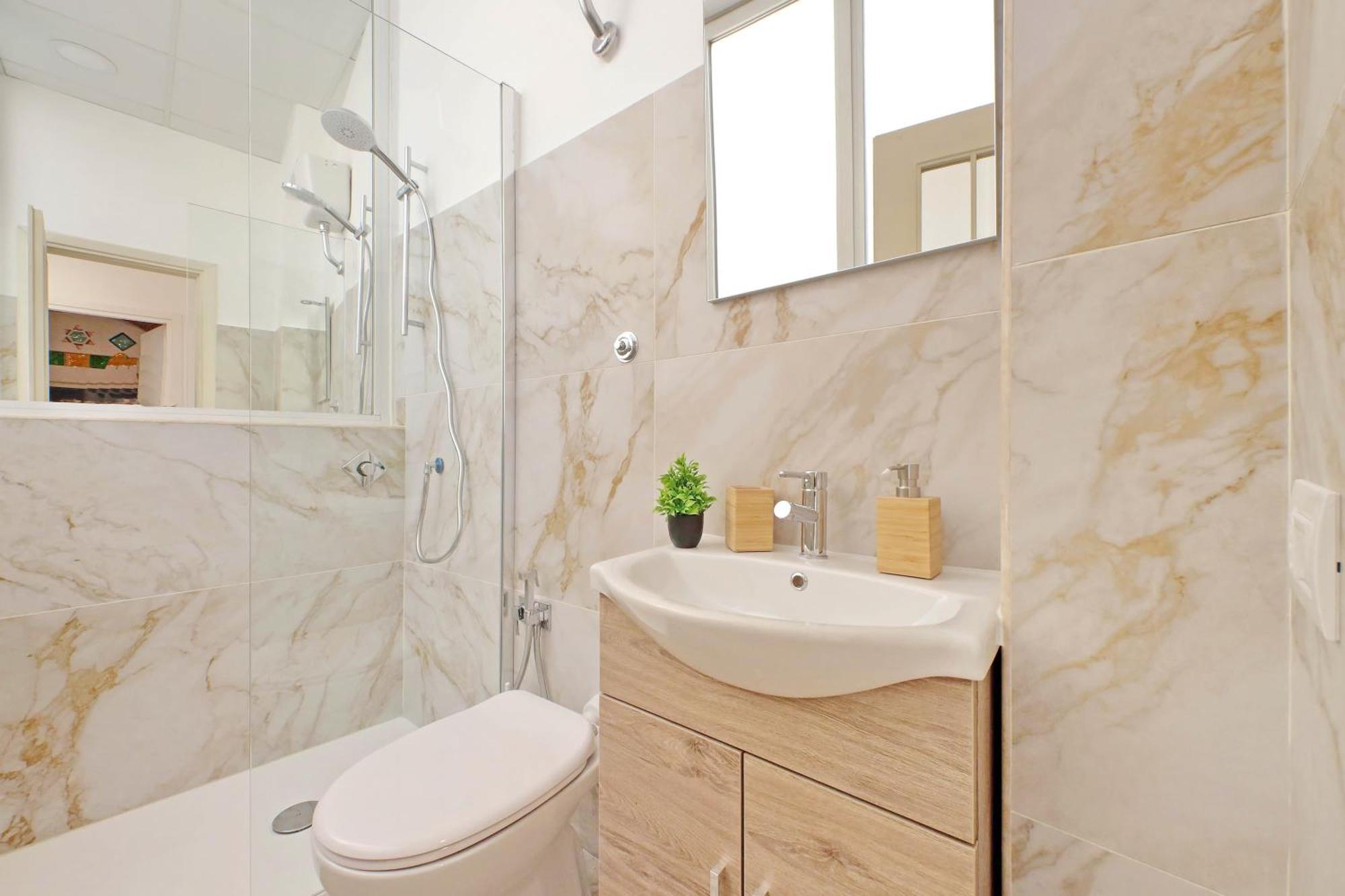 Appartamento 4bnb - Lungaretta Jacuzzi Roma