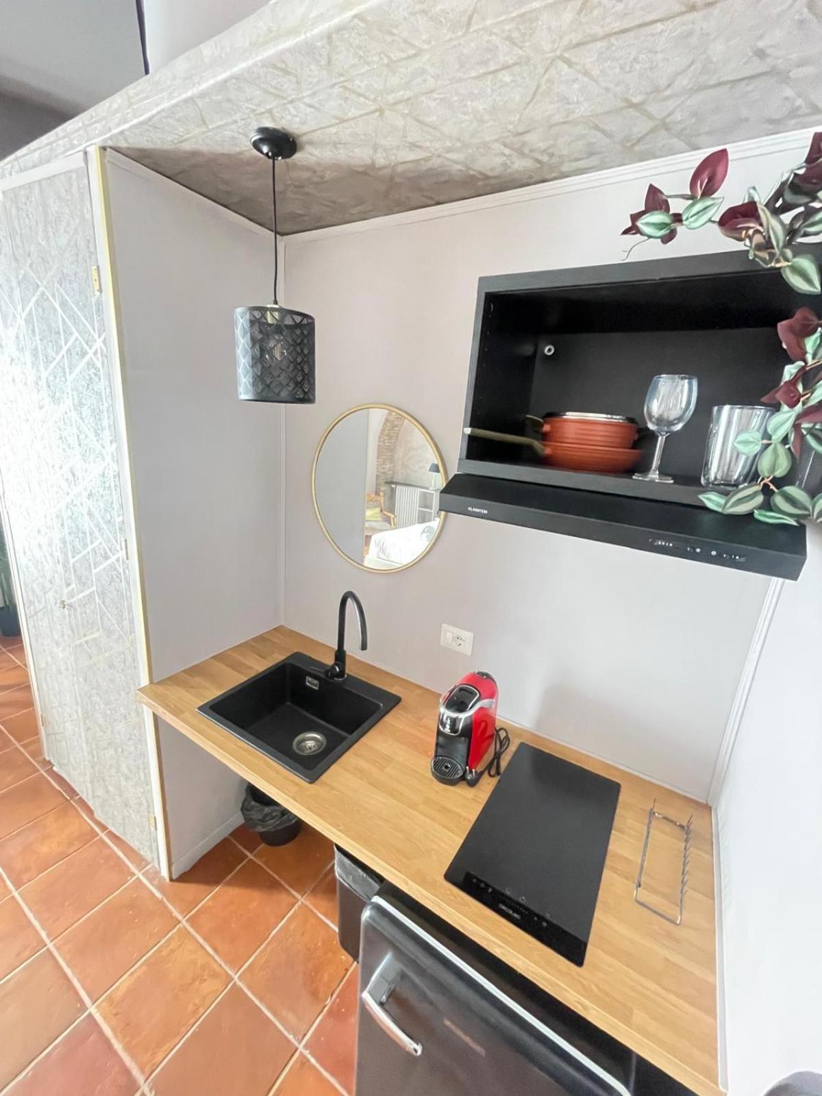 Lucilla's San Pietro Station Apartamento *