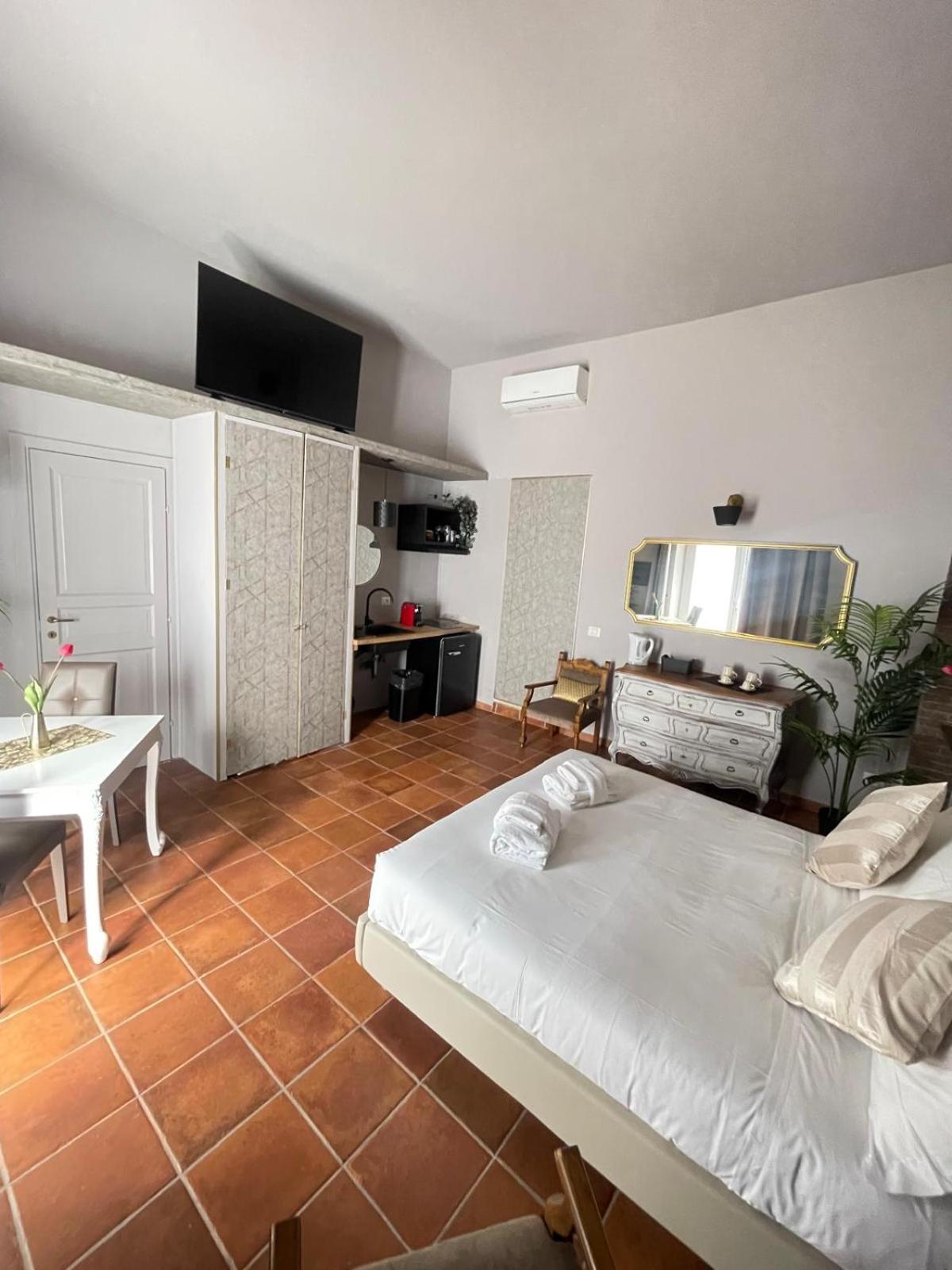 Apartamento Lucilla's San Pietro Station *