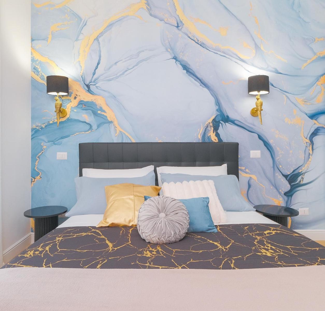 The Blue Iris Apartment *