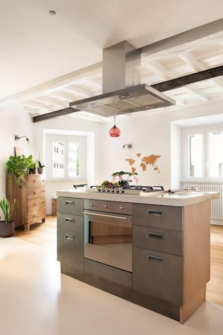 Apartment Idyllia - Cozy Retreat In Trastevere *