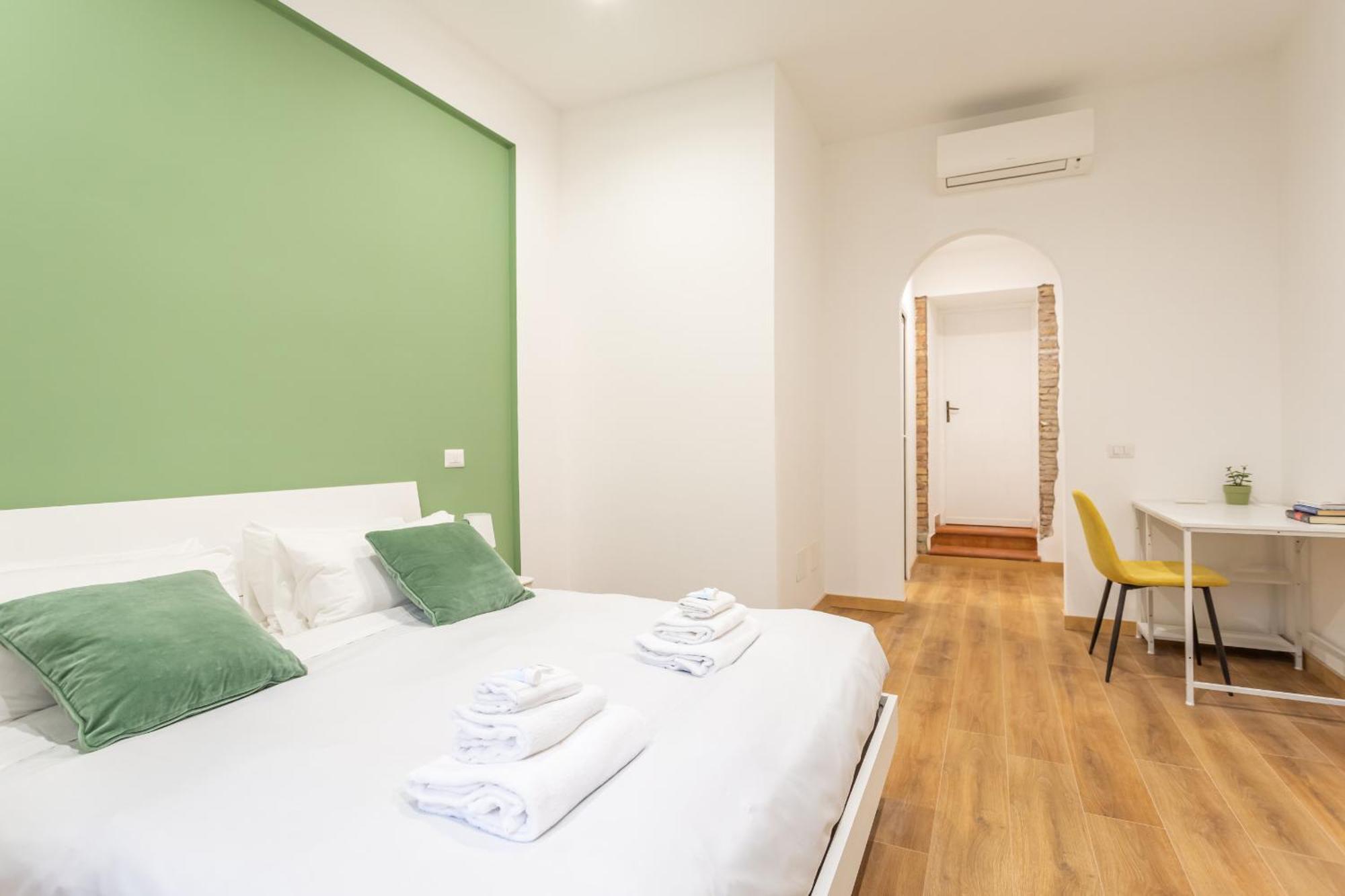 2 Bdr Navona Quintessential Charm Appartement *