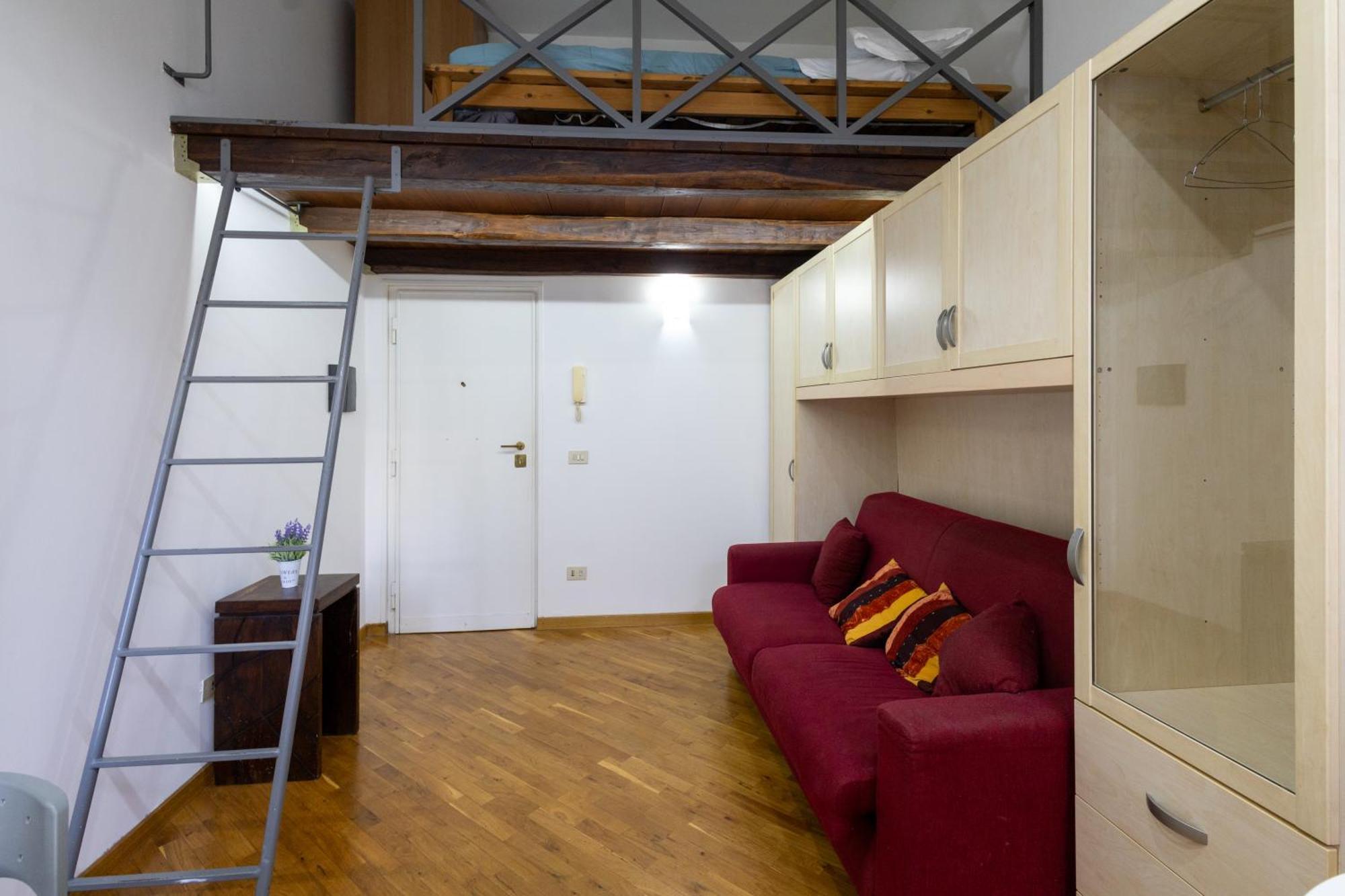 Pandosia Loft Apartment