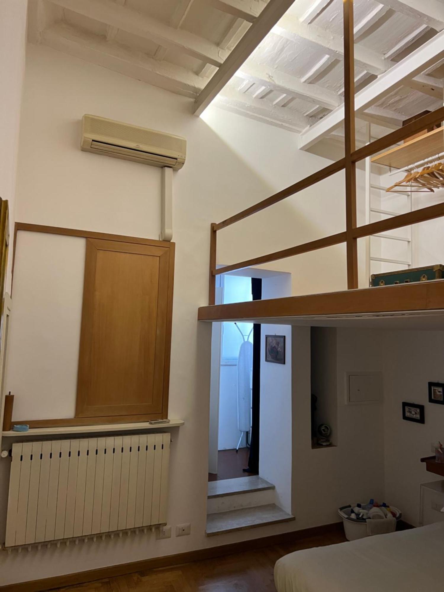 Sunny Side Trastevere Apartment Rome