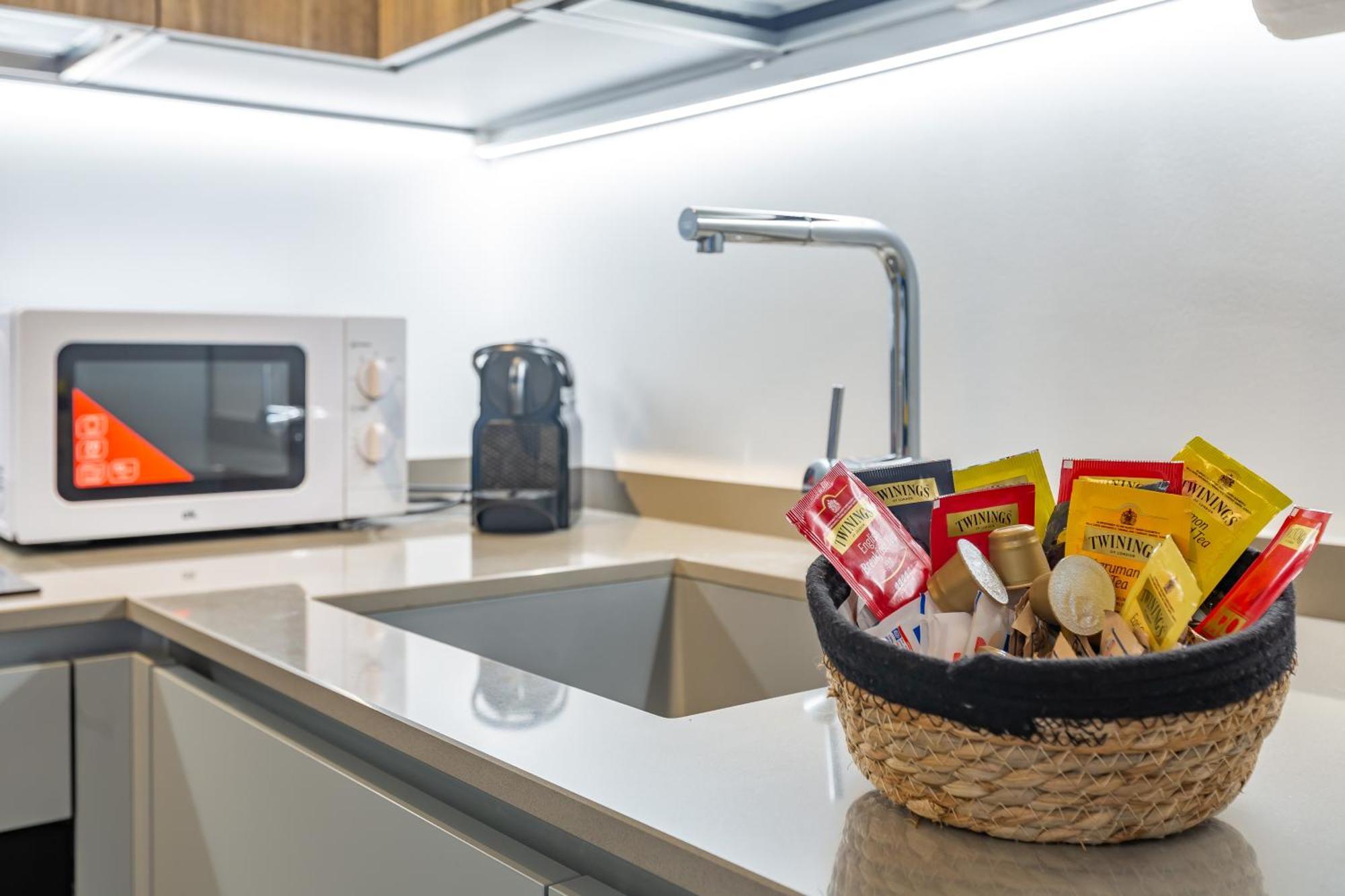 Appartement Aurealiving - Trastevere With Rooftop & Gym, Your Place In *