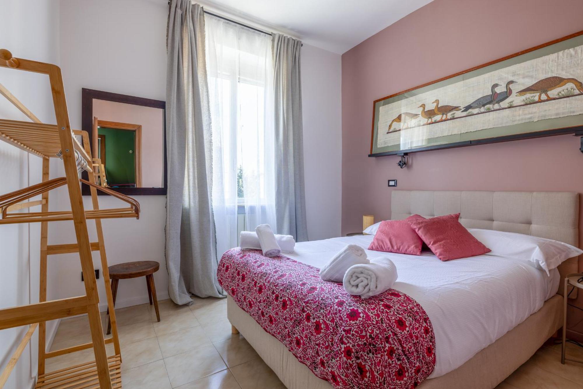 Spacious With Terrace 3 Bedroom, Metroa Battistini Apartment *