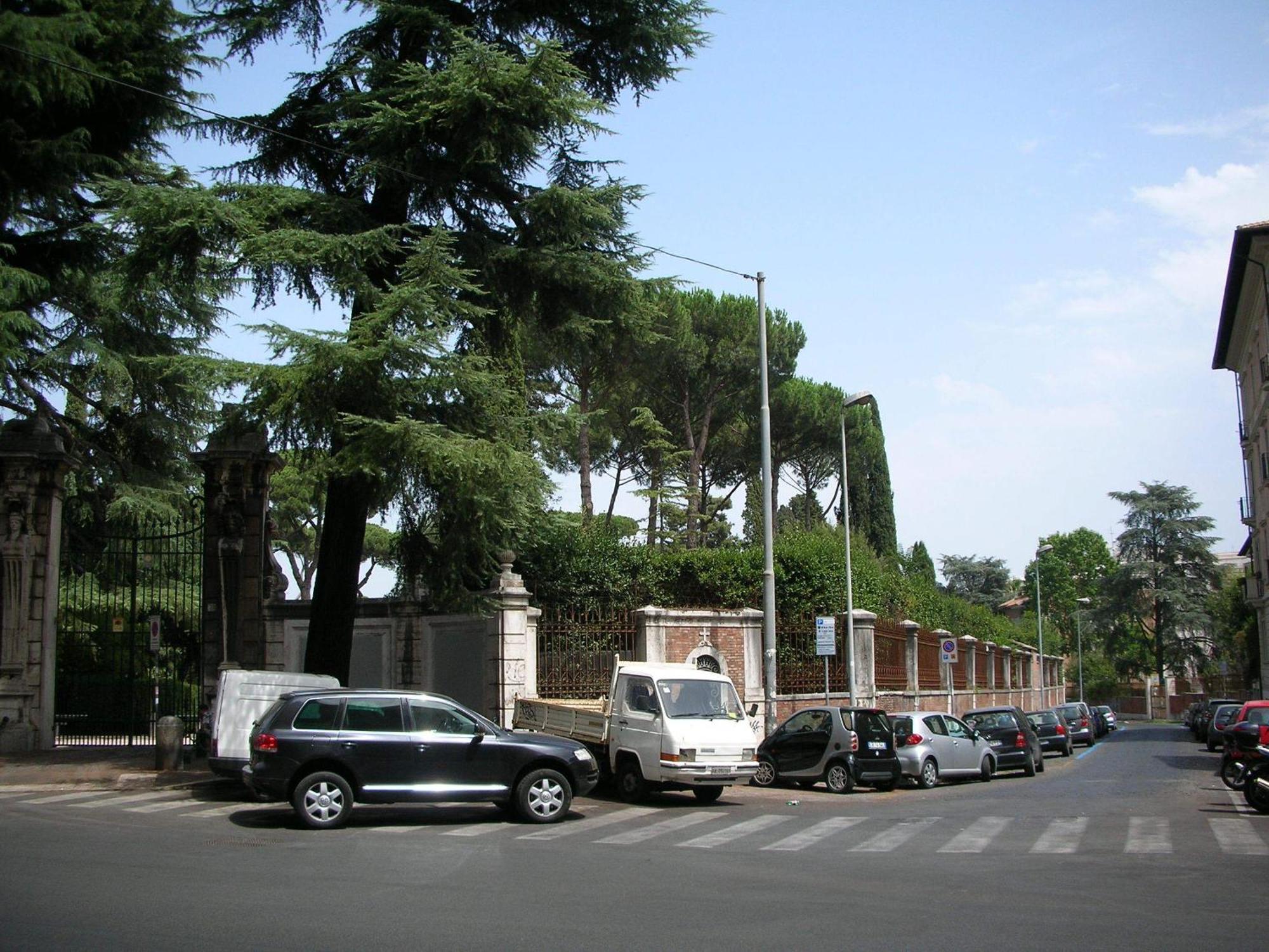 Bed & Breakfast Missi Rome