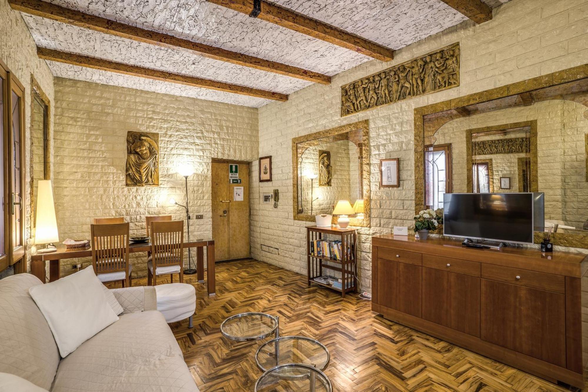 Apartment Fontana Di Trevi Charming Rome