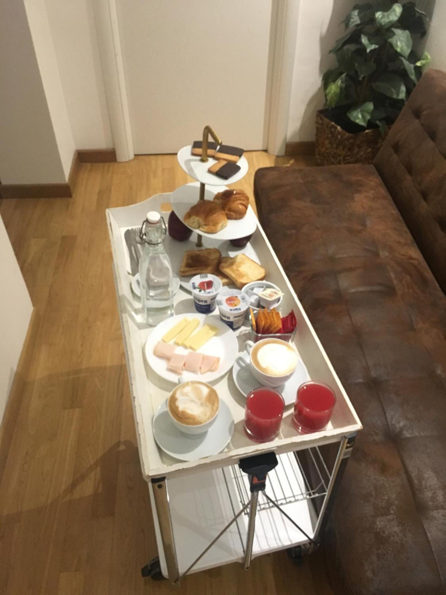 Acomodação com café da manhã  La Finestra Sul Colosseo 1