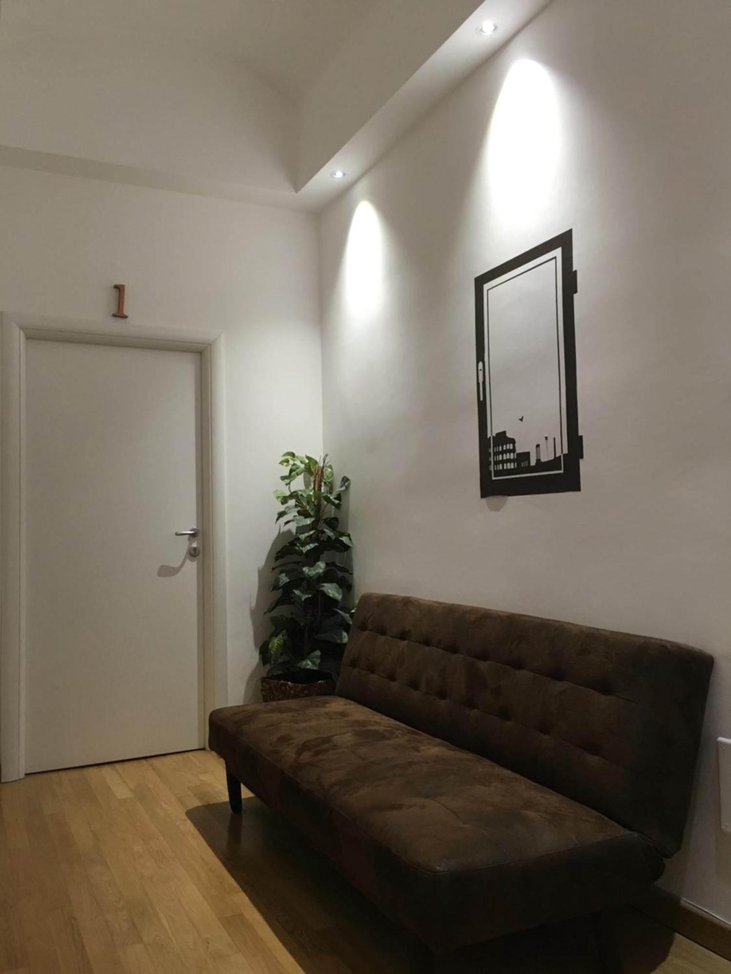 Acomodação com café da manhã  La Finestra Sul Colosseo 1