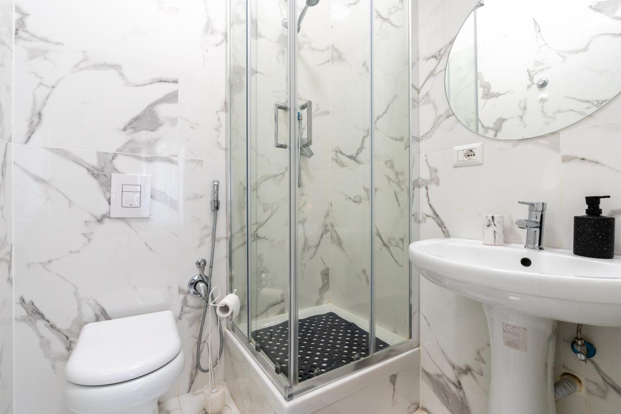 Affittacamere Amazing Near To Colosseo And Subway Roma