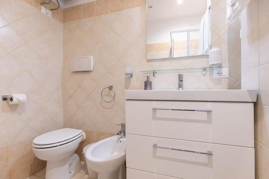 Apartment Private In A With Private Bathroom N3 *