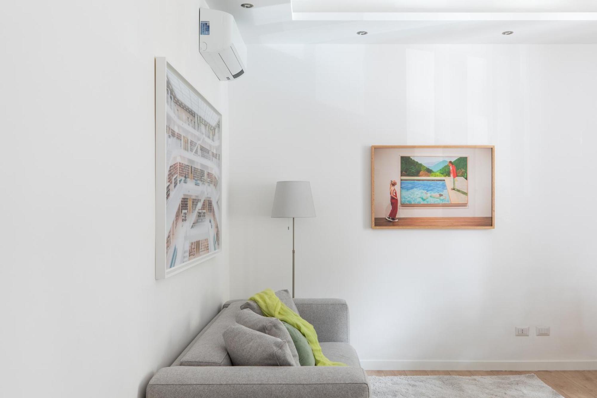 Iflat Vatican 2 Bedroom Design Rome