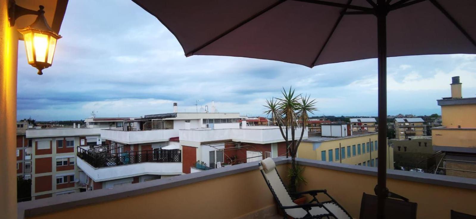 Cosy Penthouse Loft With View Rome
