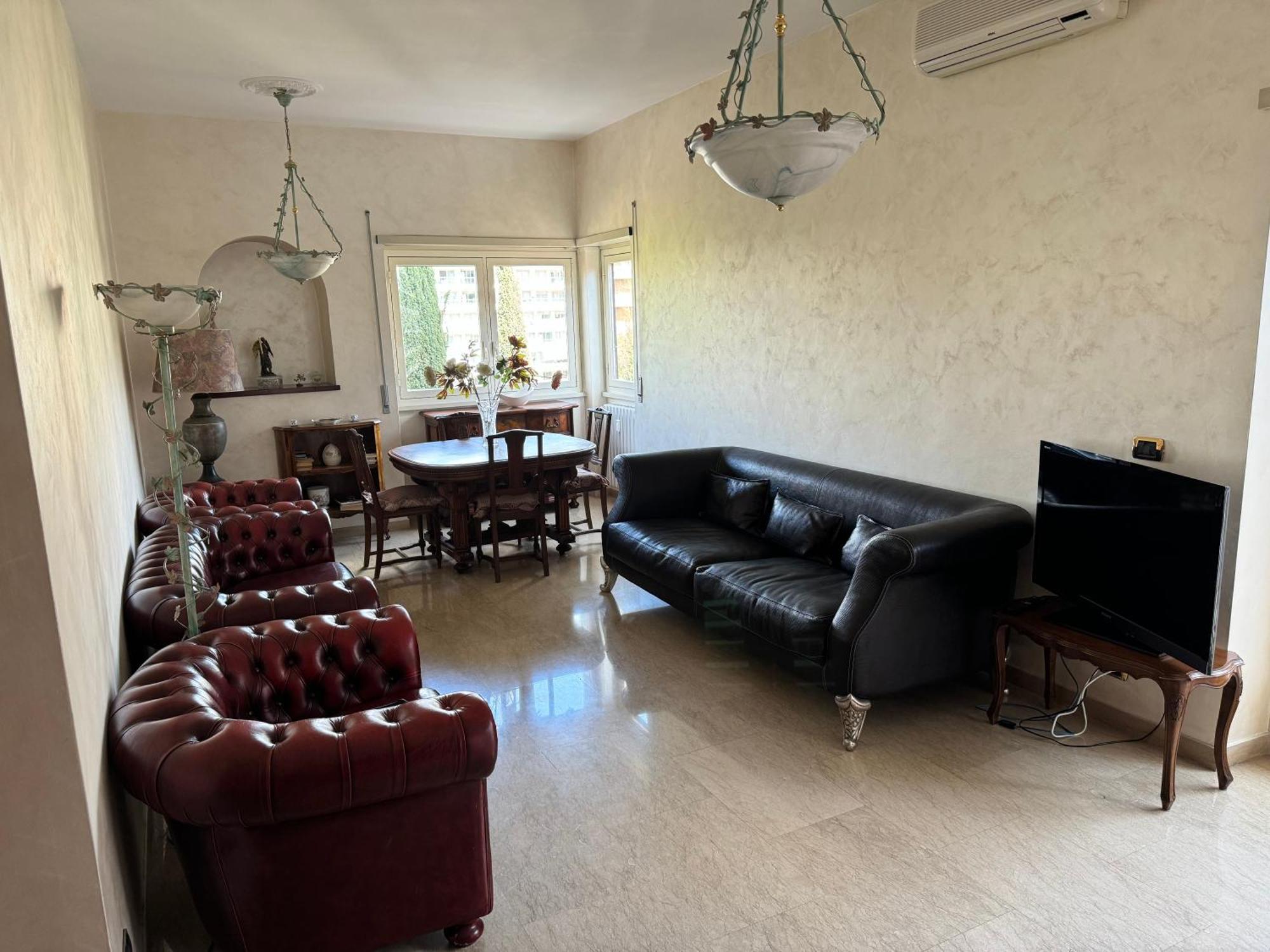 Elegant Apartment