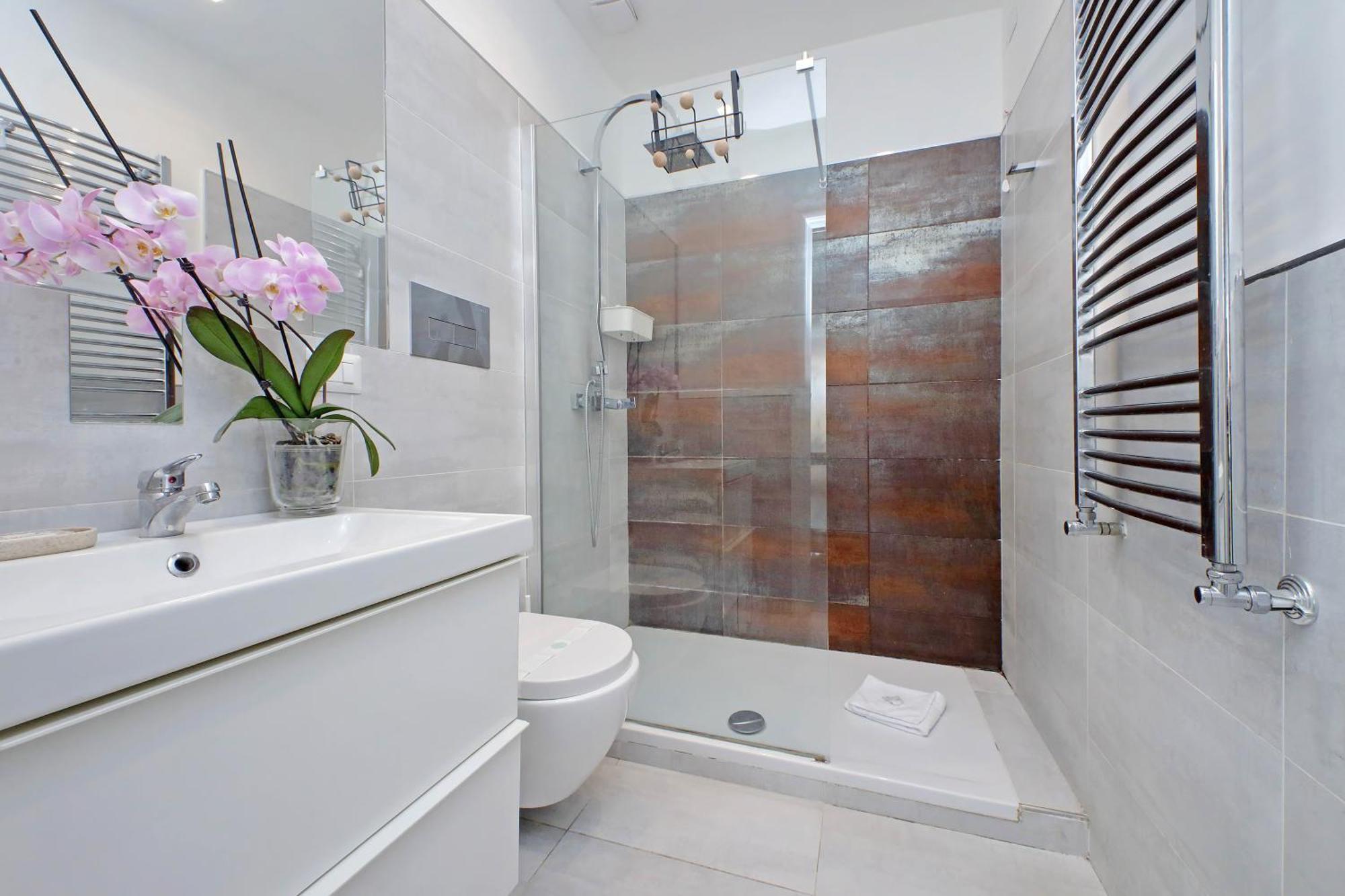 Ych-appartamento Luminoso A San Pietro Apartment