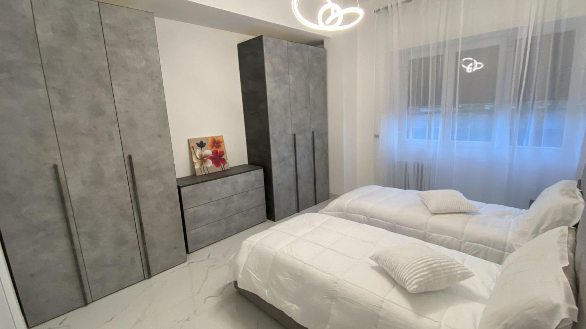 Tiburtina Flats Apartamento *