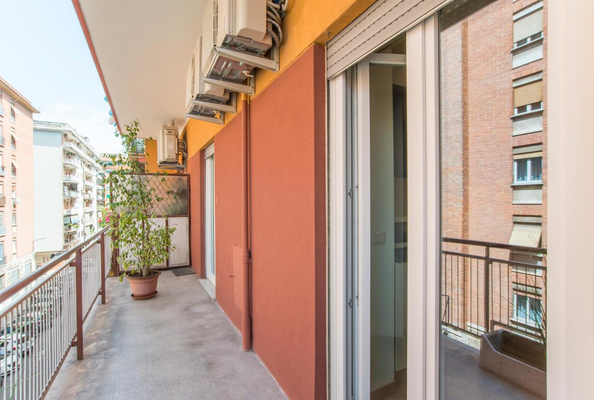 Appartamento Garden Tuscolana - 200 Meters From The Metro Station